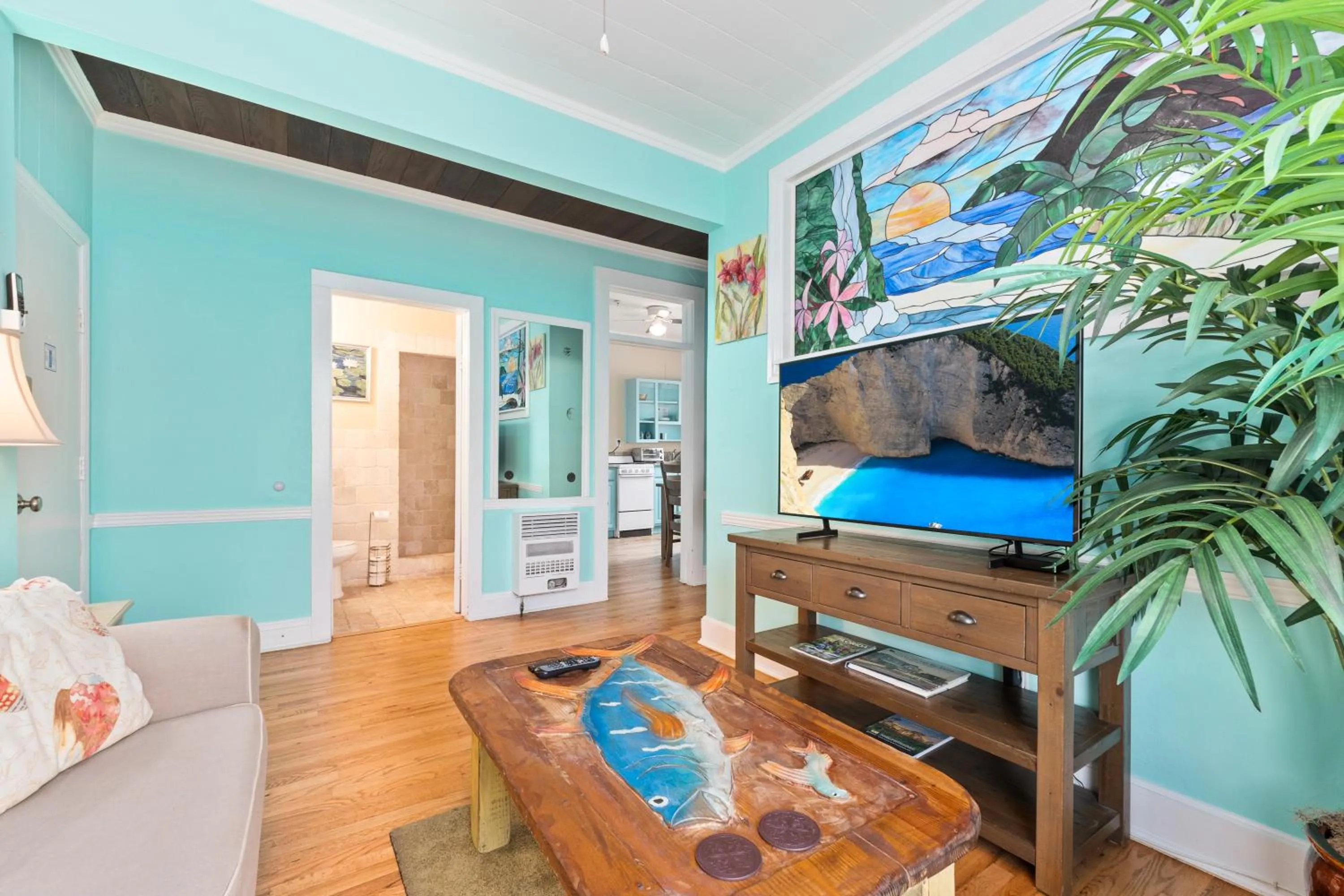 TV and multimedia in Old Colorado Inn