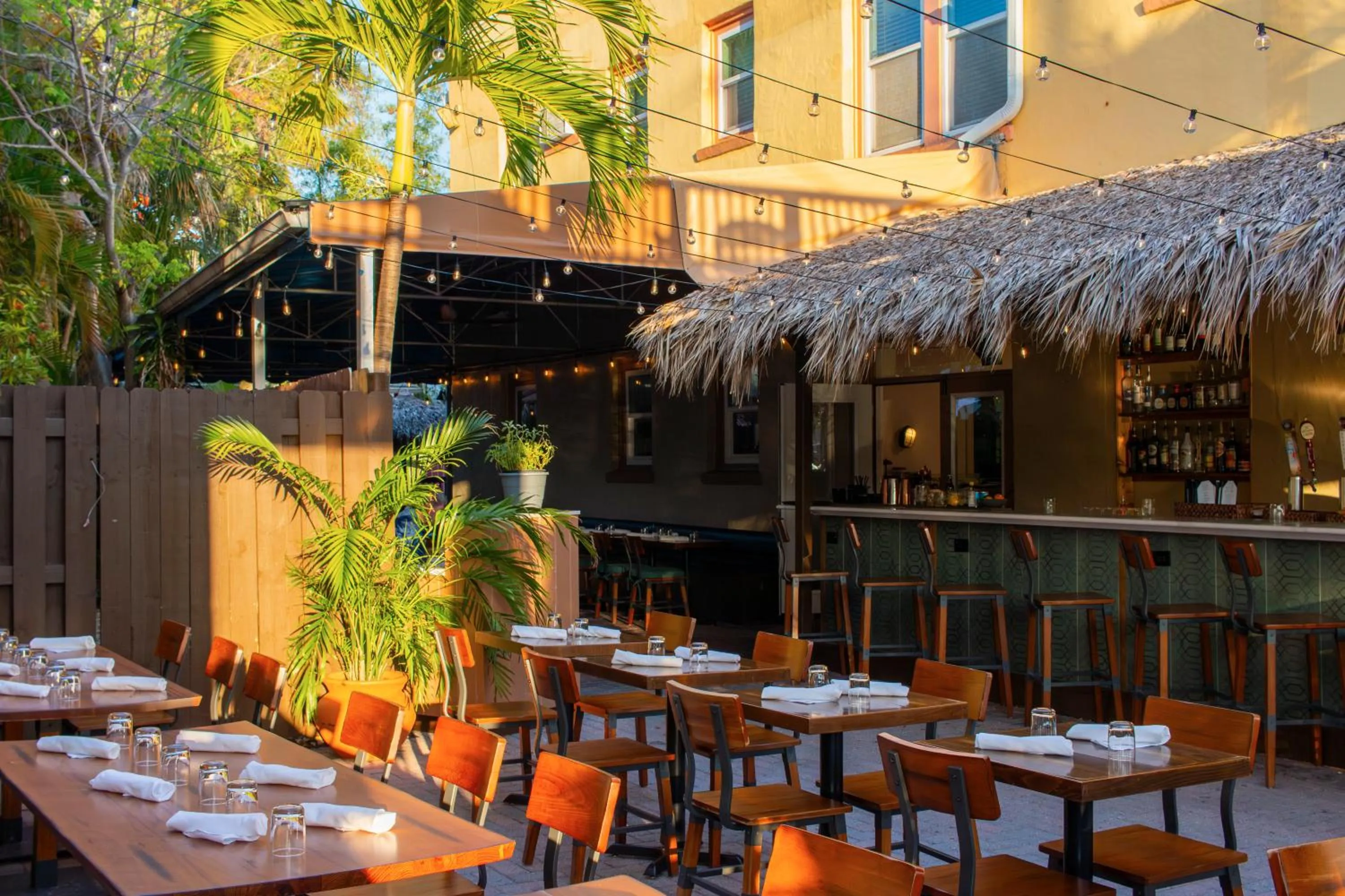 Restaurant/places to eat in Old Colorado Inn