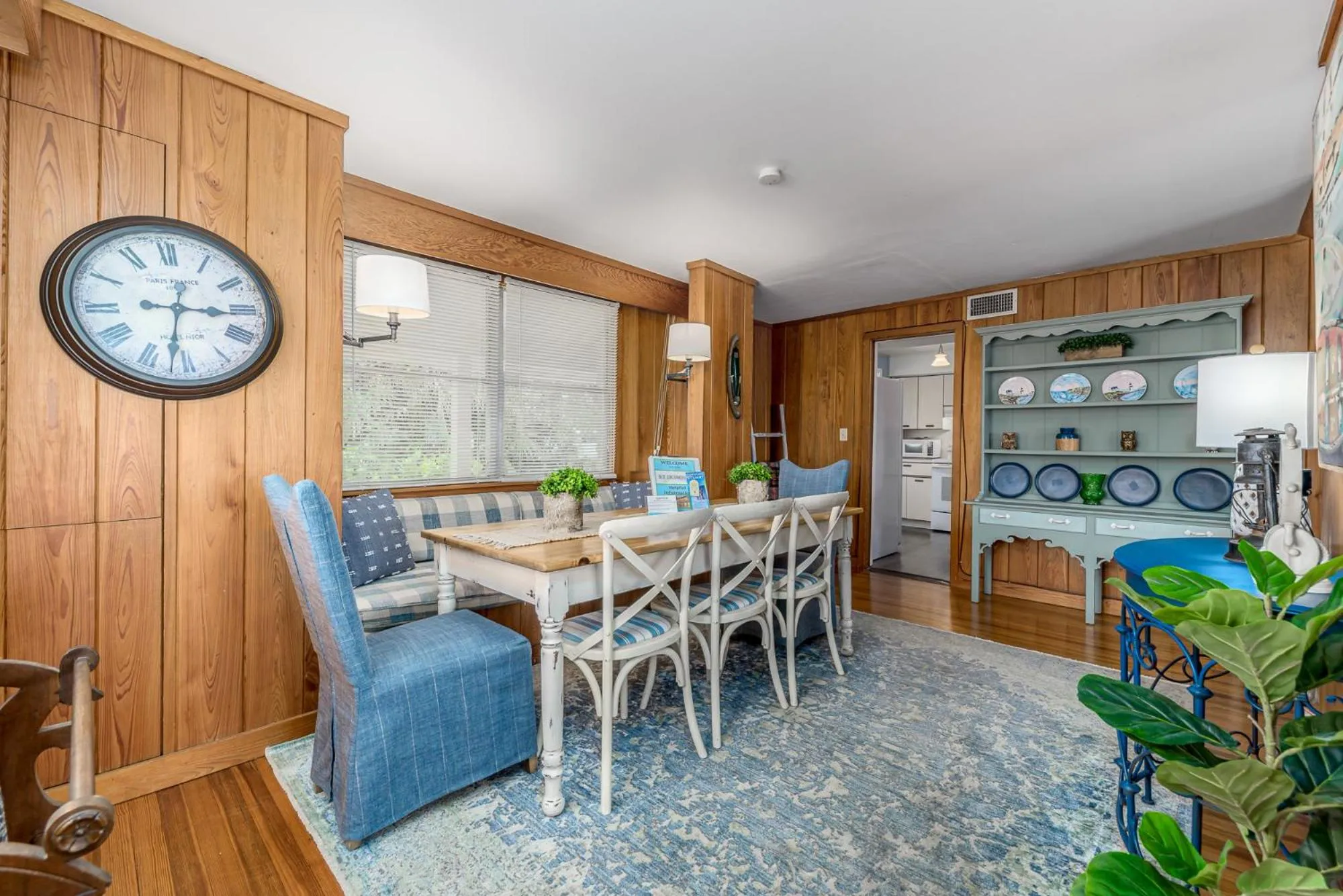 Seating area in Old Colorado Inn