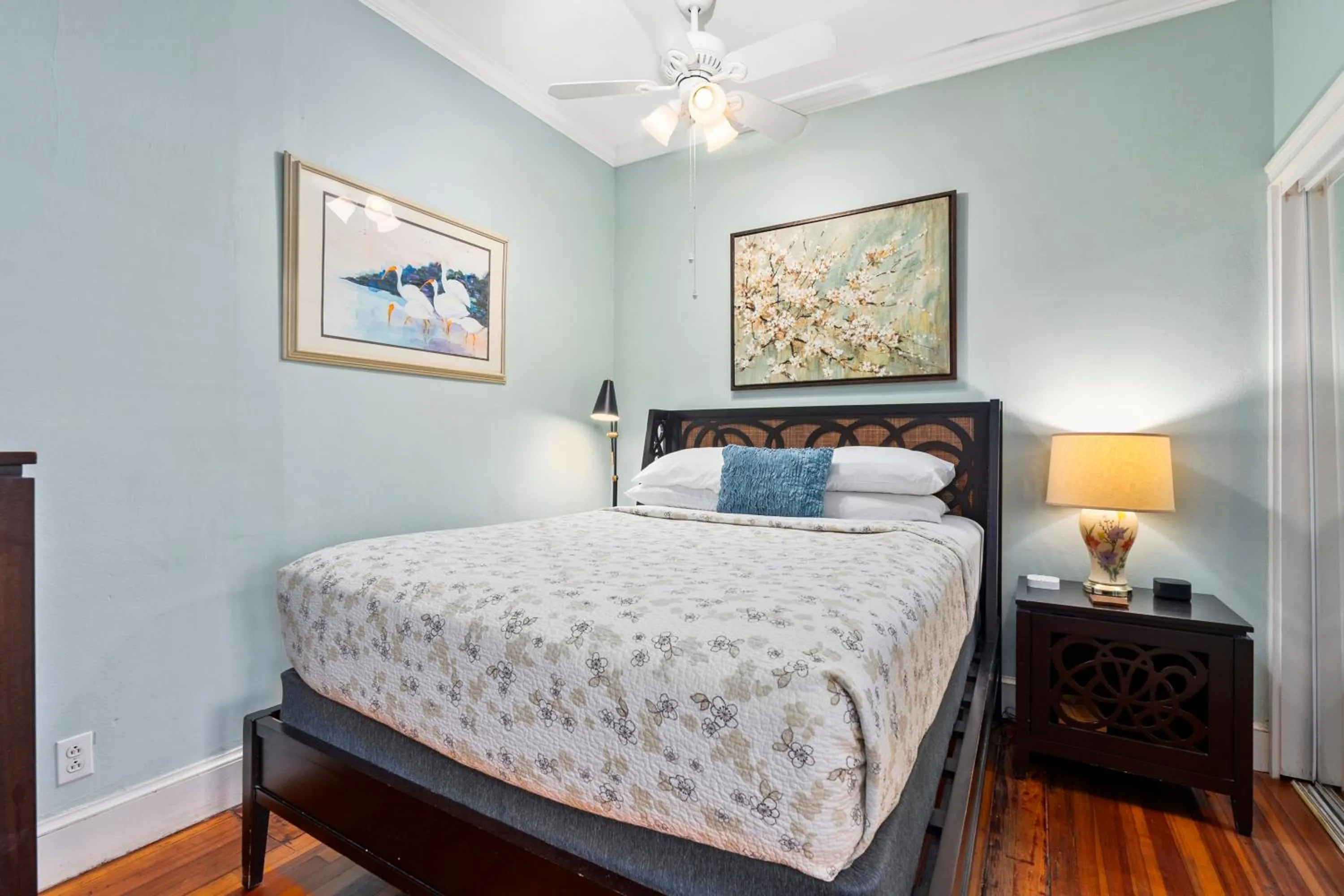 Bed in Old Colorado Inn