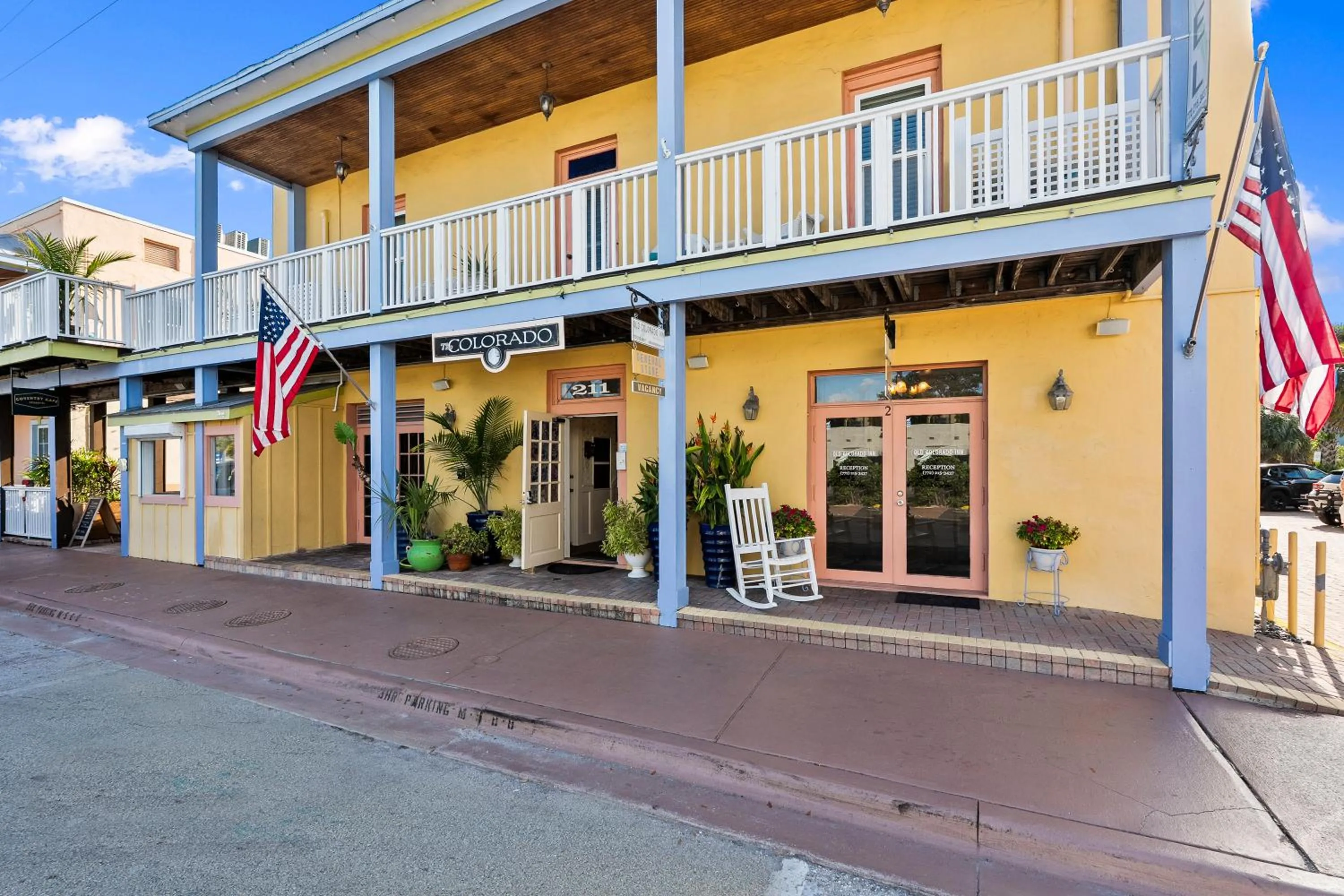 Property building in Old Colorado Inn