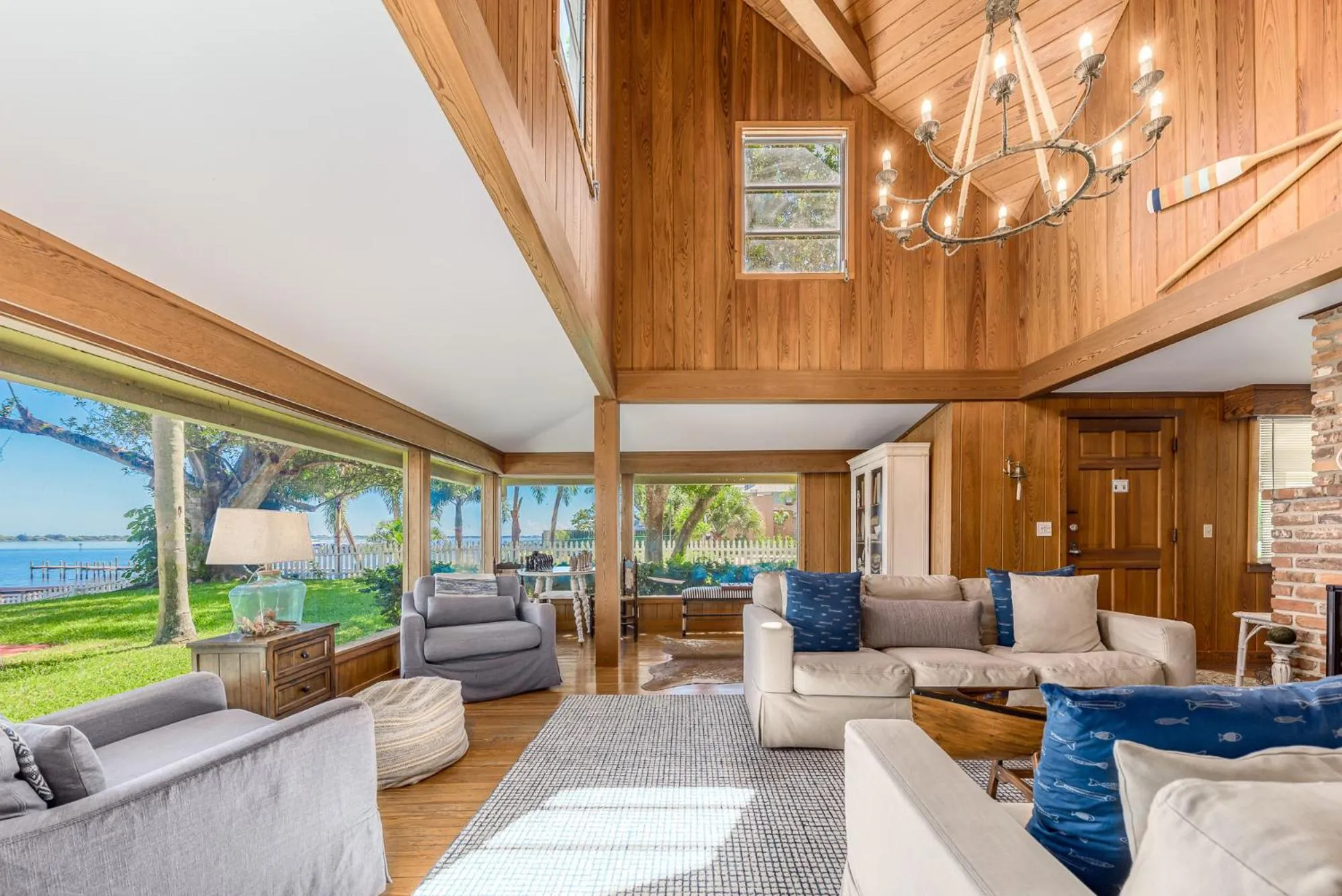 Living room in Old Colorado Inn