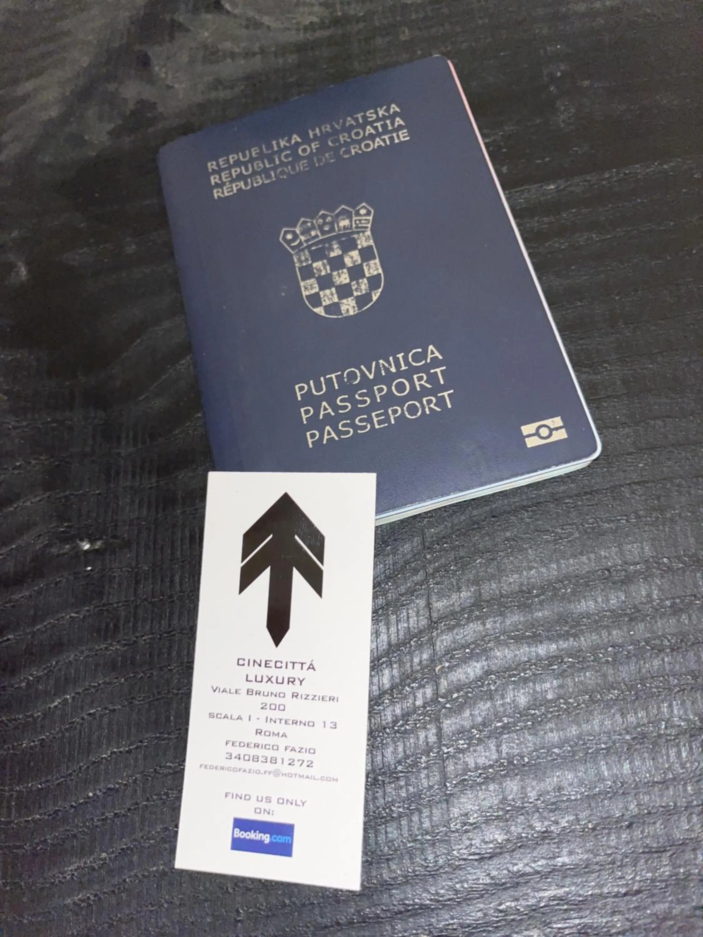 Cinecittà Luxury GUEST HOUSE