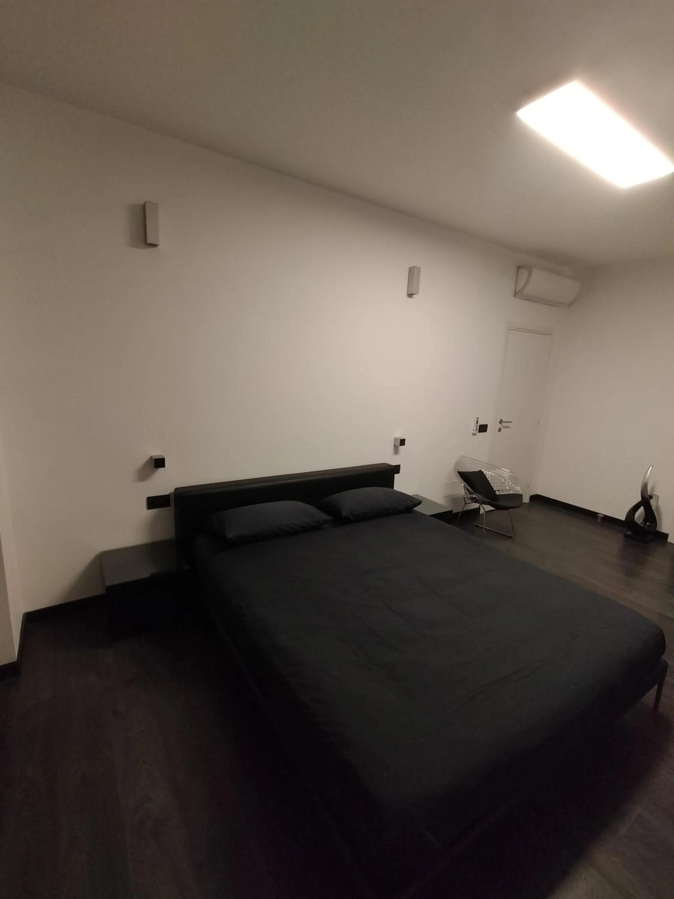 Bed in Cinecittà Luxury GUEST HOUSE