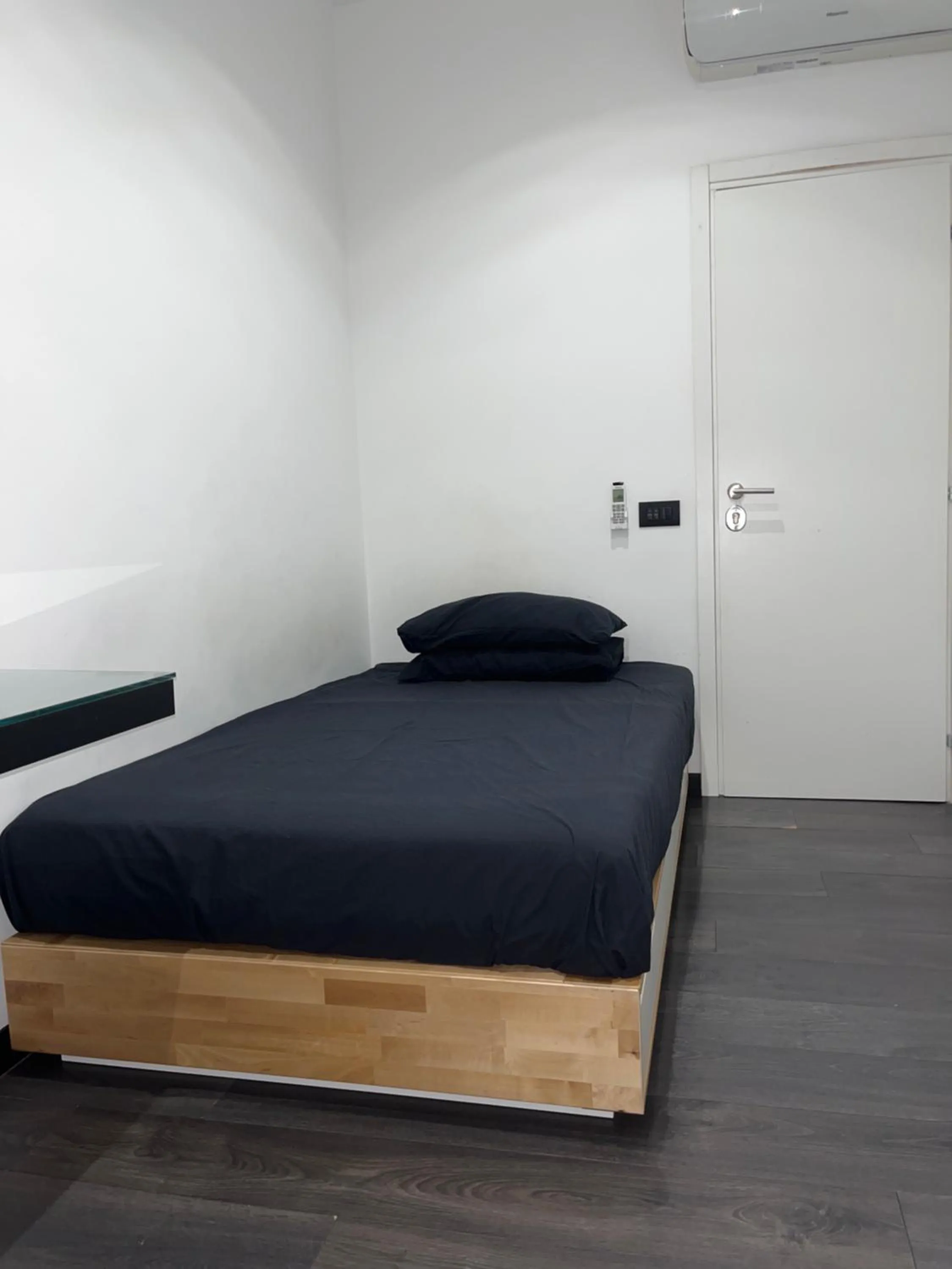 Bed in Cinecittà Luxury GUEST HOUSE