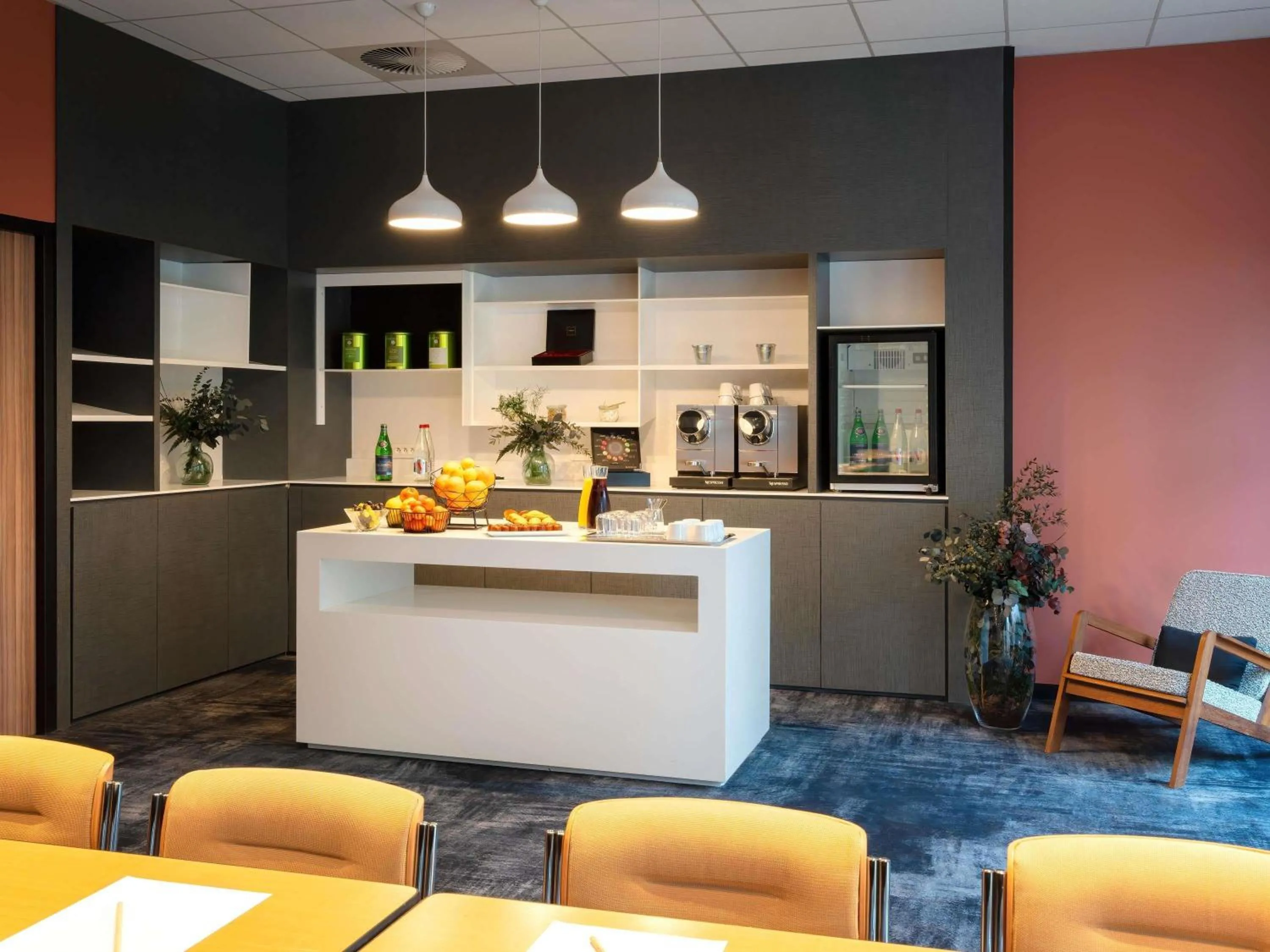 Meeting/conference room in Mercure Libourne Saint Emilion