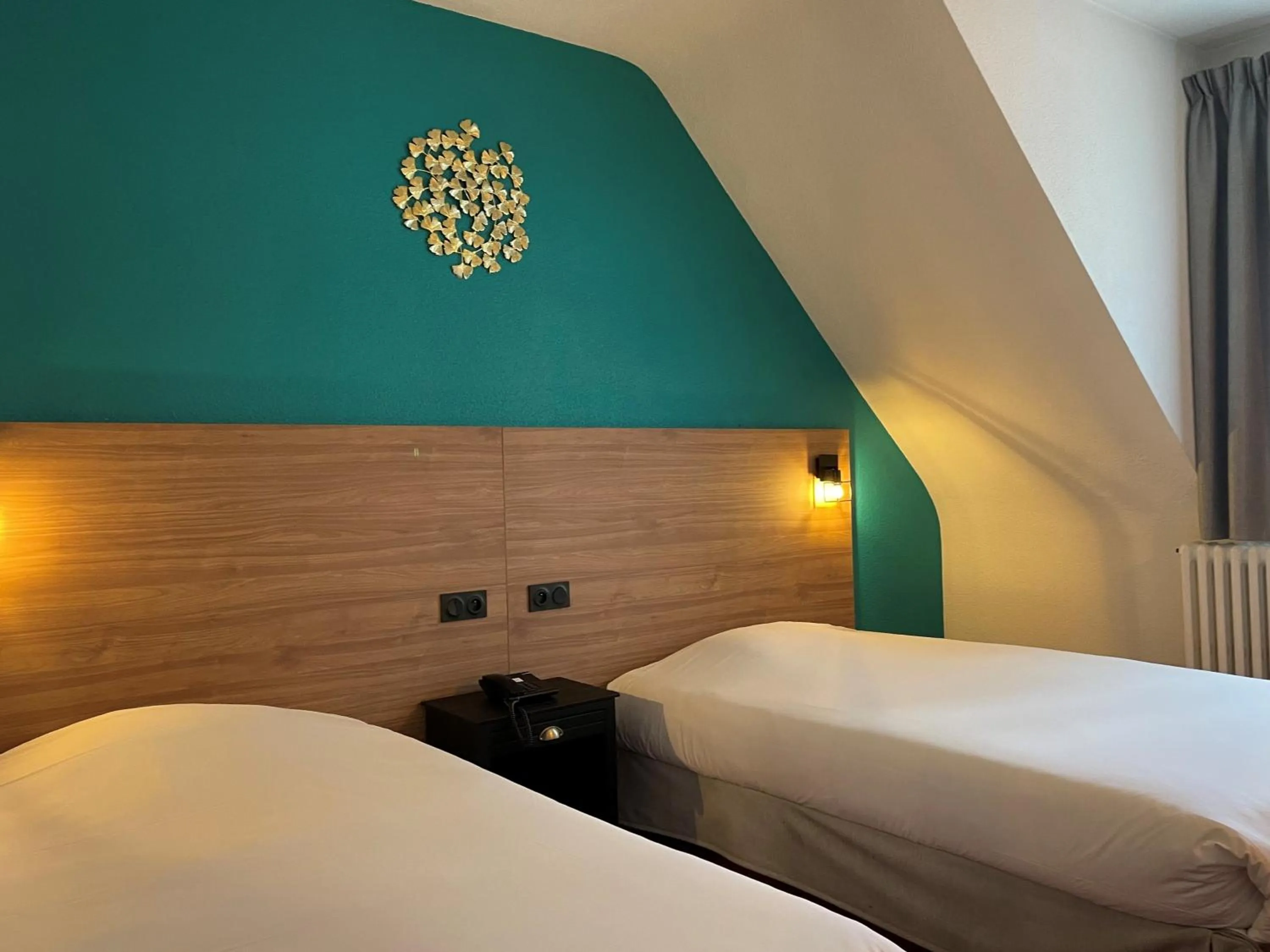 Photo of the whole room, Bed in Hotel Le Progres