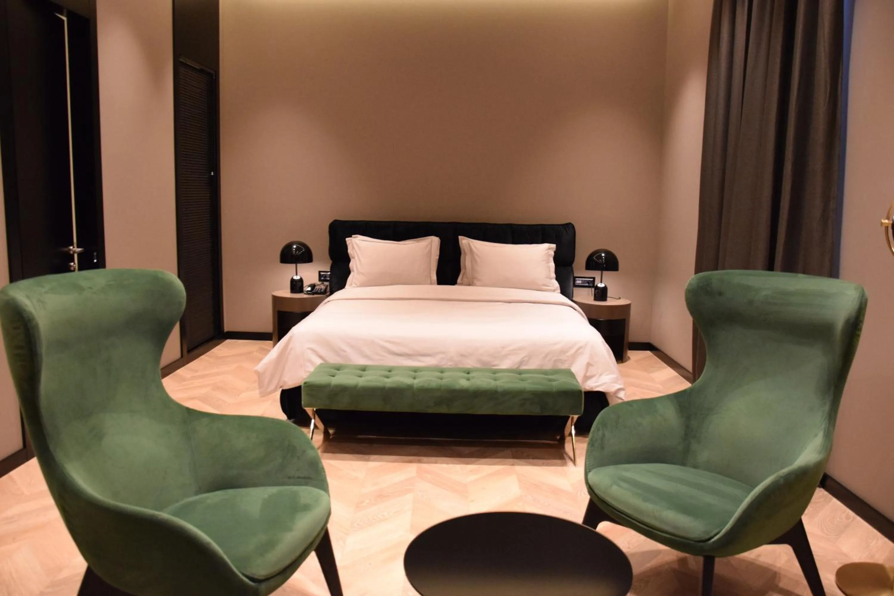 Photo of the whole room, Bed in Hotel Unik