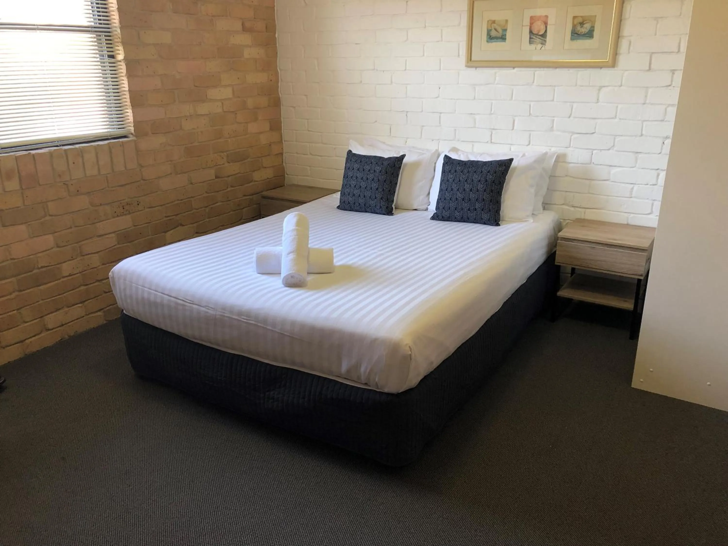 Bed in Hanbury Lodge