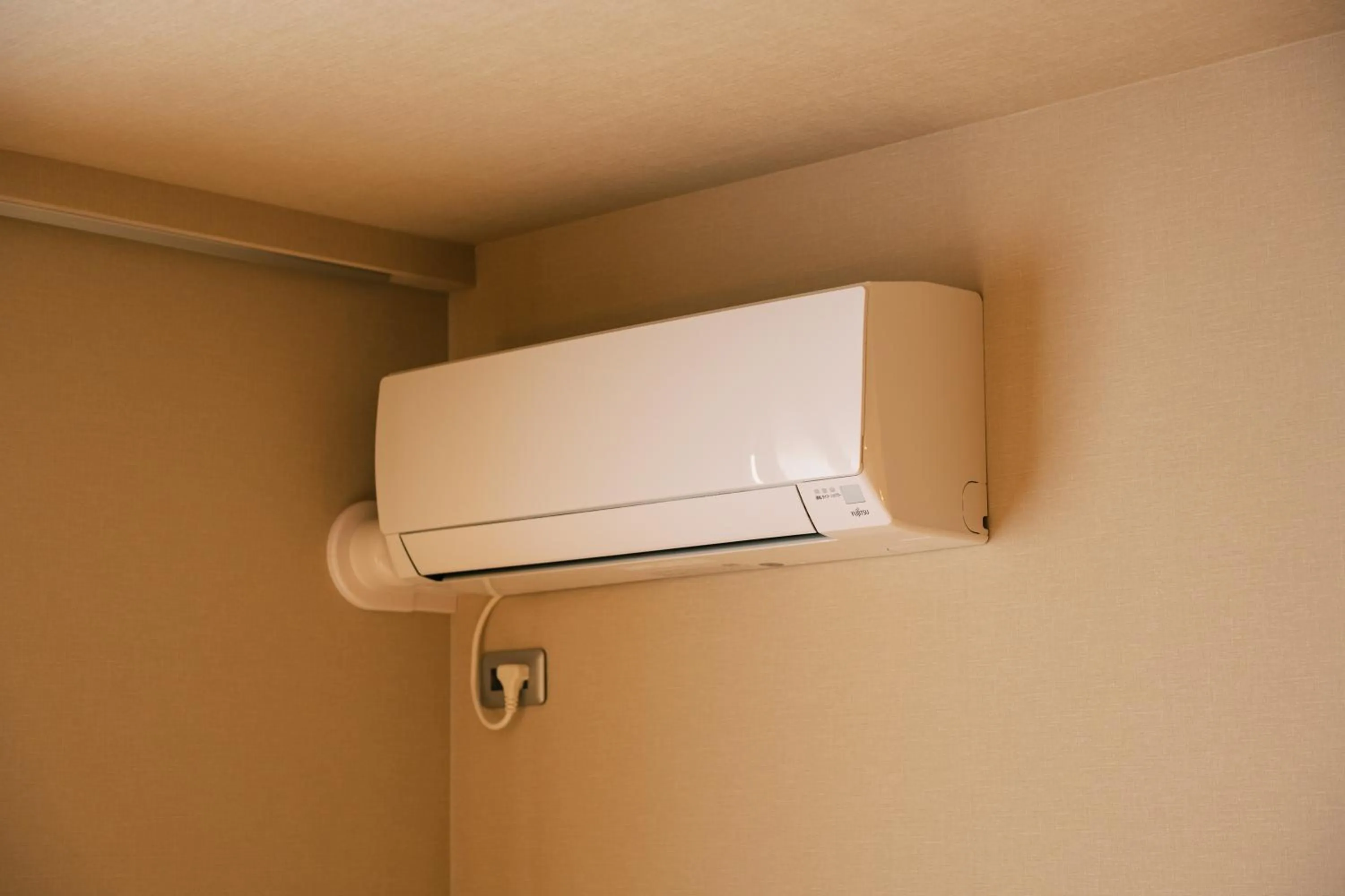 Other in GRAND BASE Iolani