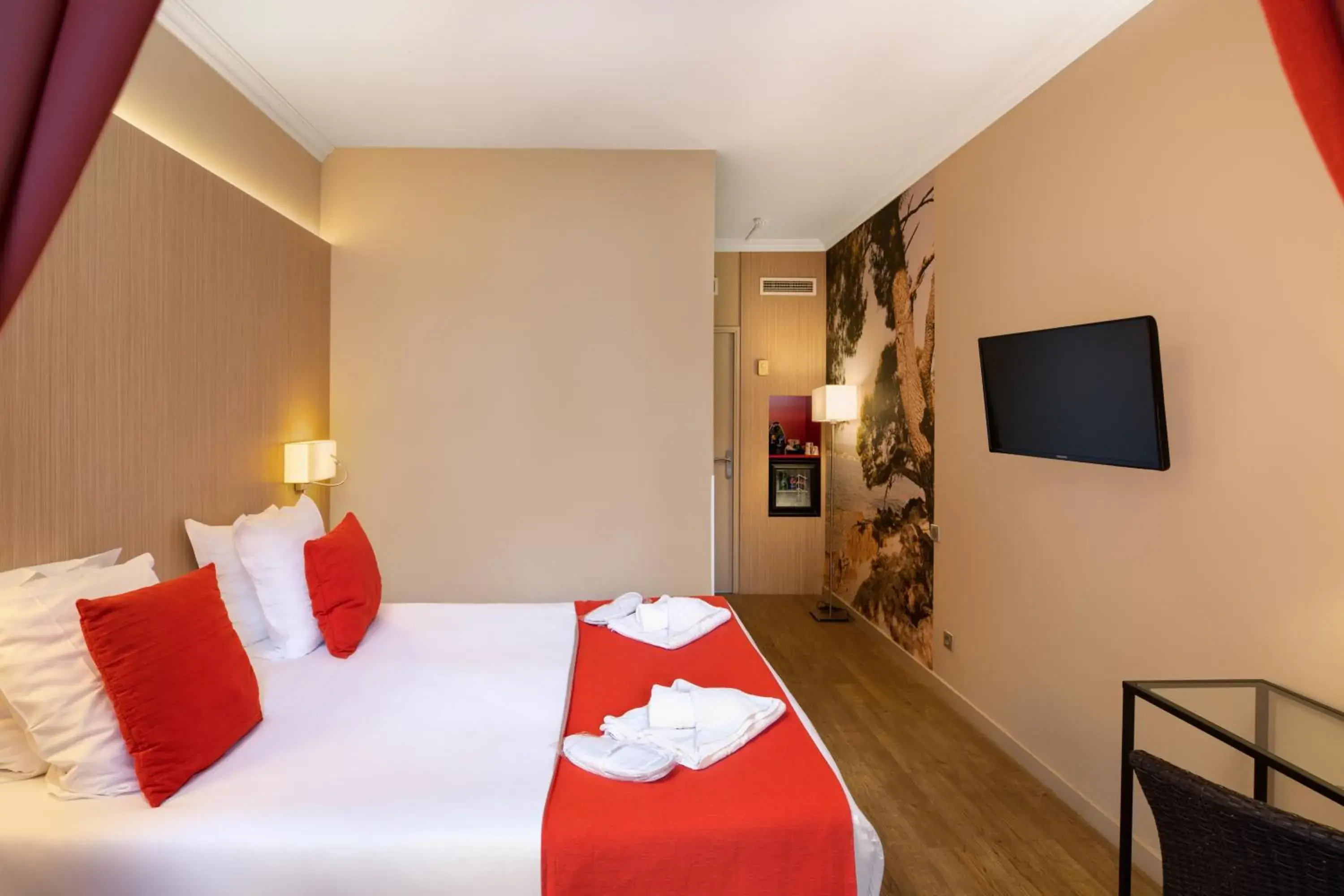 Quadruple Room in SOWELL HÔTELS du Golfe de Saint-Tropez Quadruple Room in SOWELL HÔTELS du Golfe de Saint-Tropez