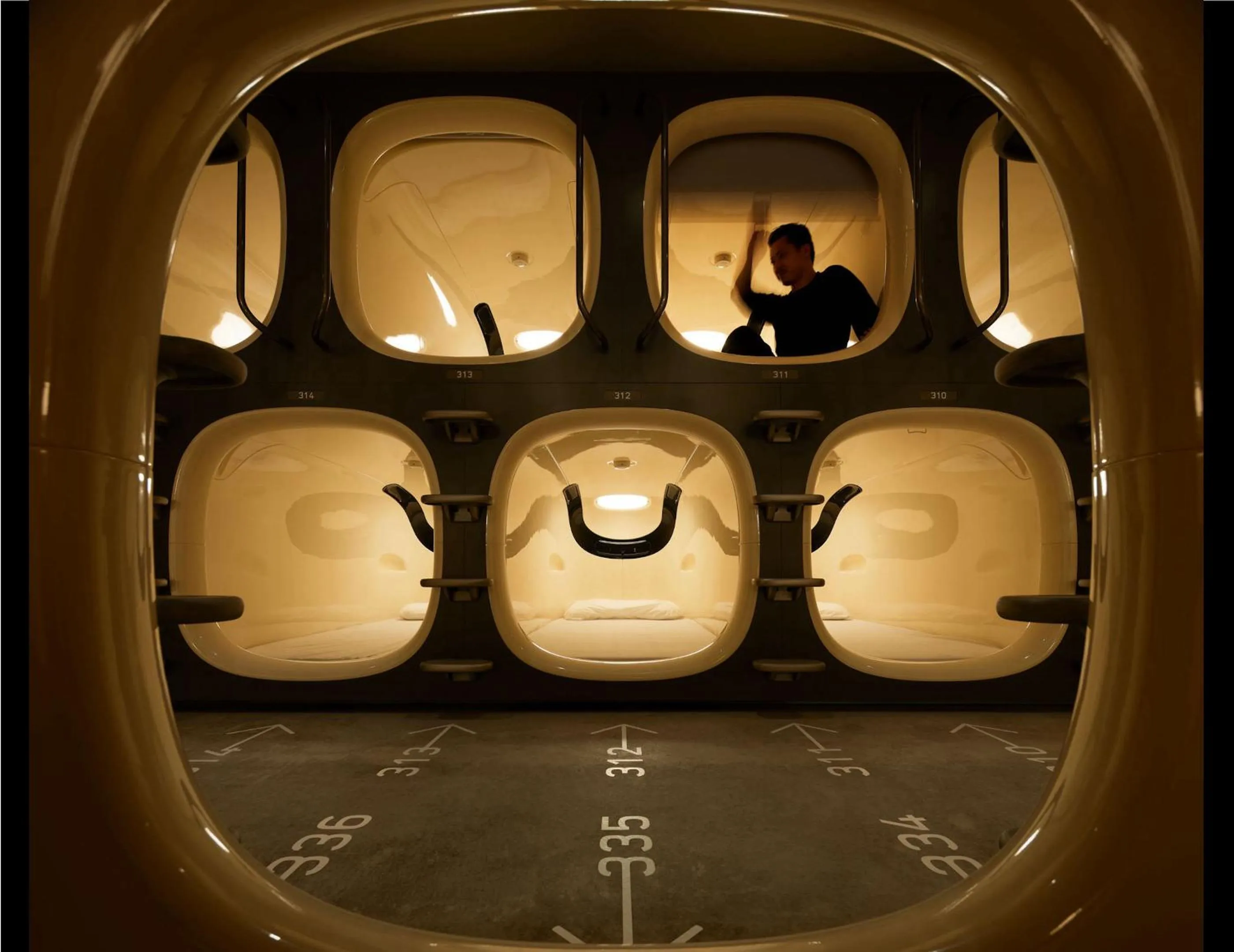 Bedroom in 9h nine hours Suidobashi