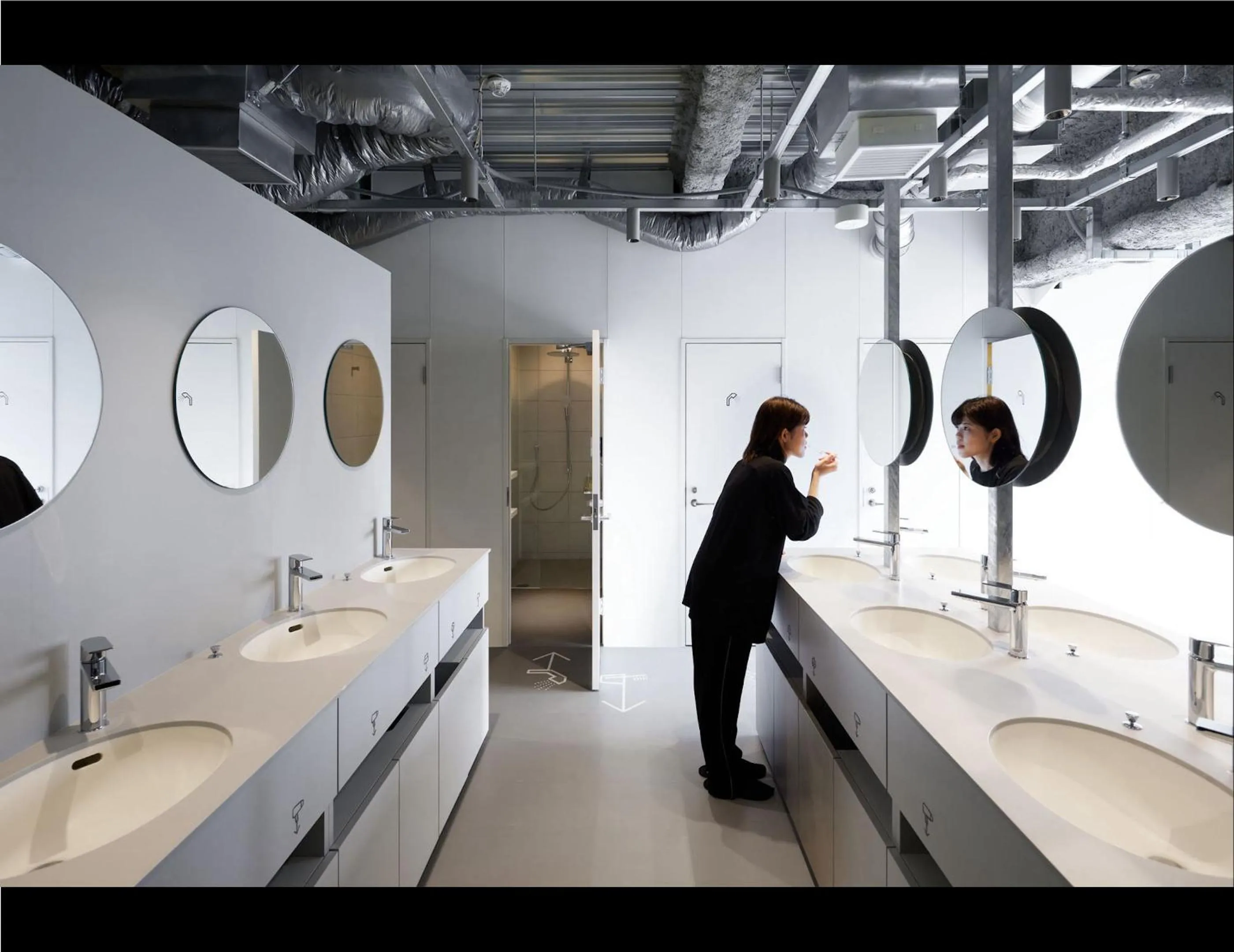 Bathroom in 9h nine hours Suidobashi