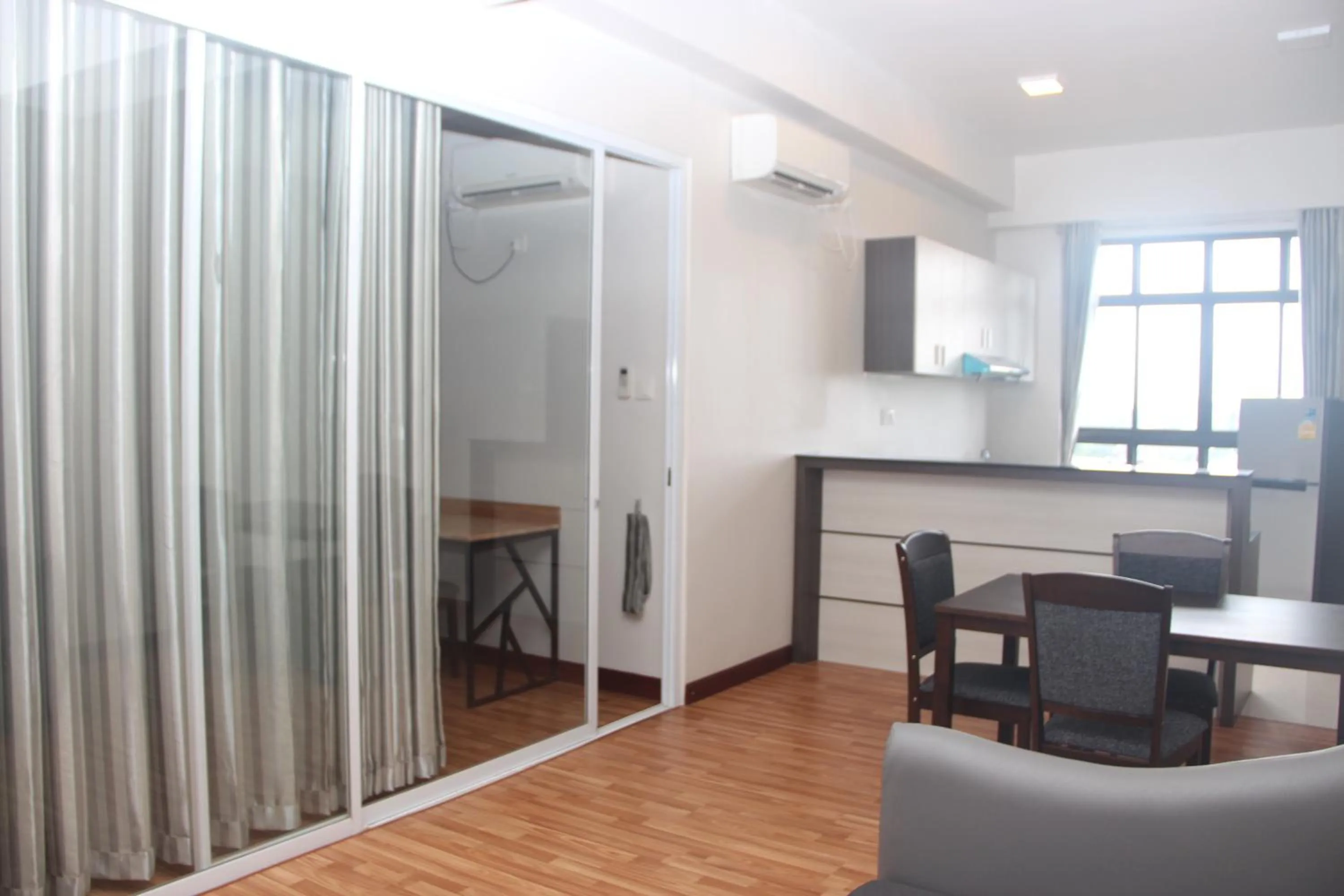 Myanandar Residence & Hotel