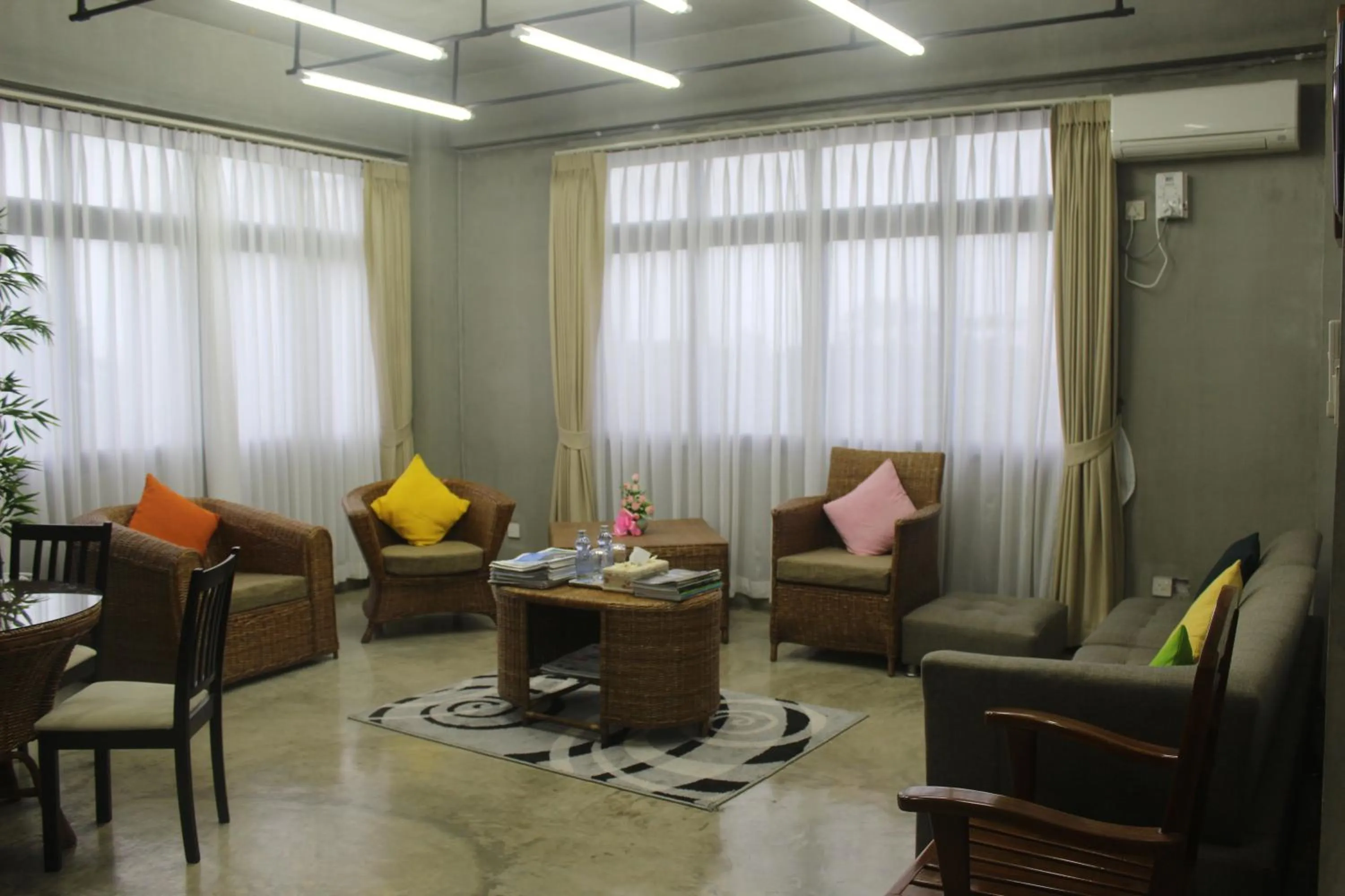 Myanandar Residence & Hotel