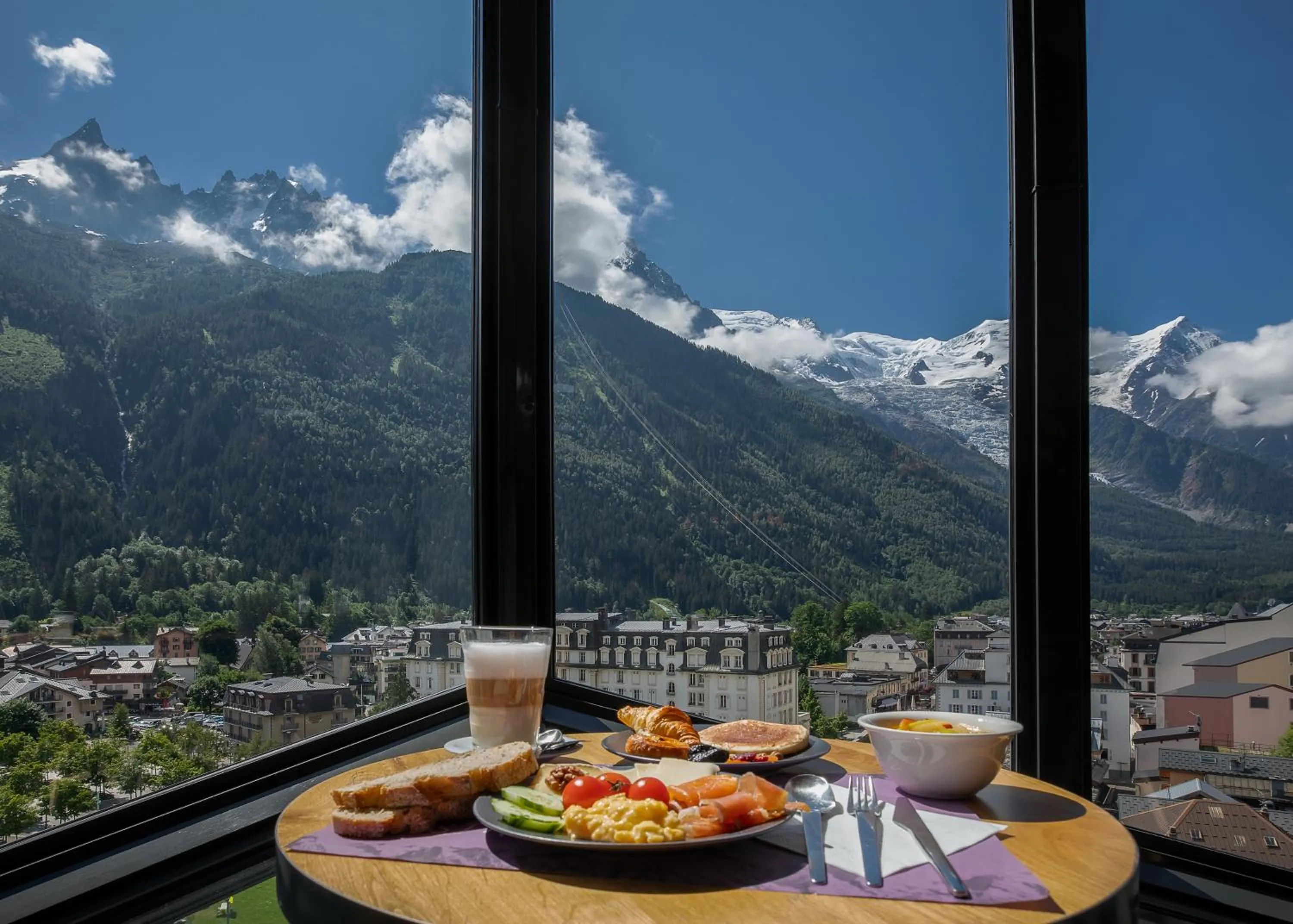 Mountain view in Alpina Eclectic Hotel