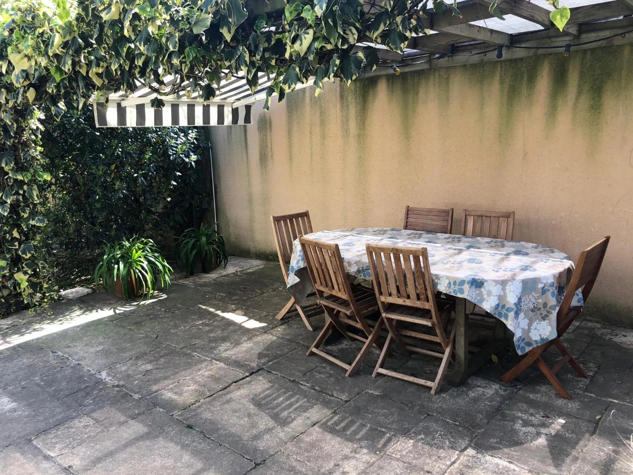 Patio in Maison Latour