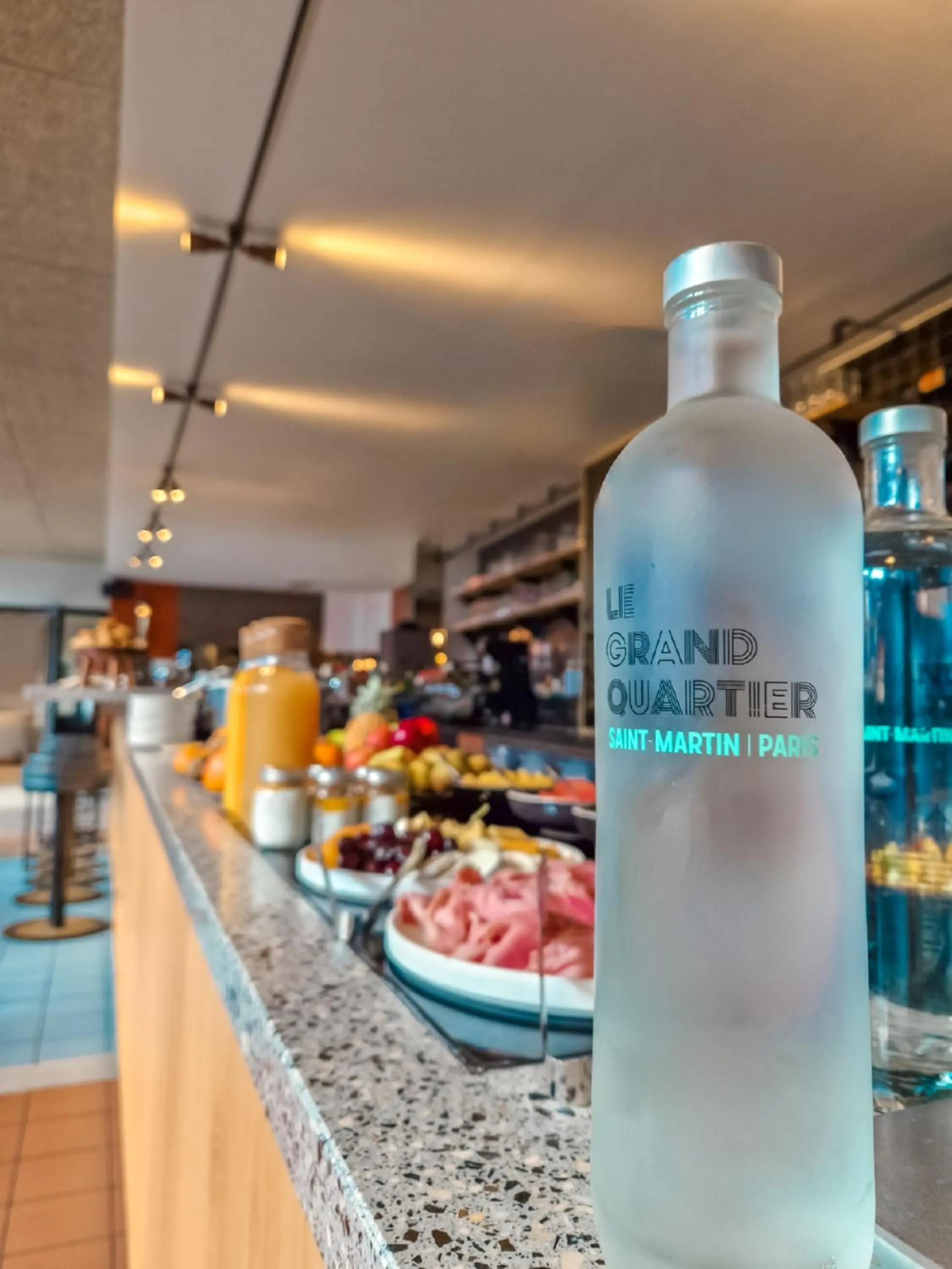 Breakfast in Le Grand Quartier