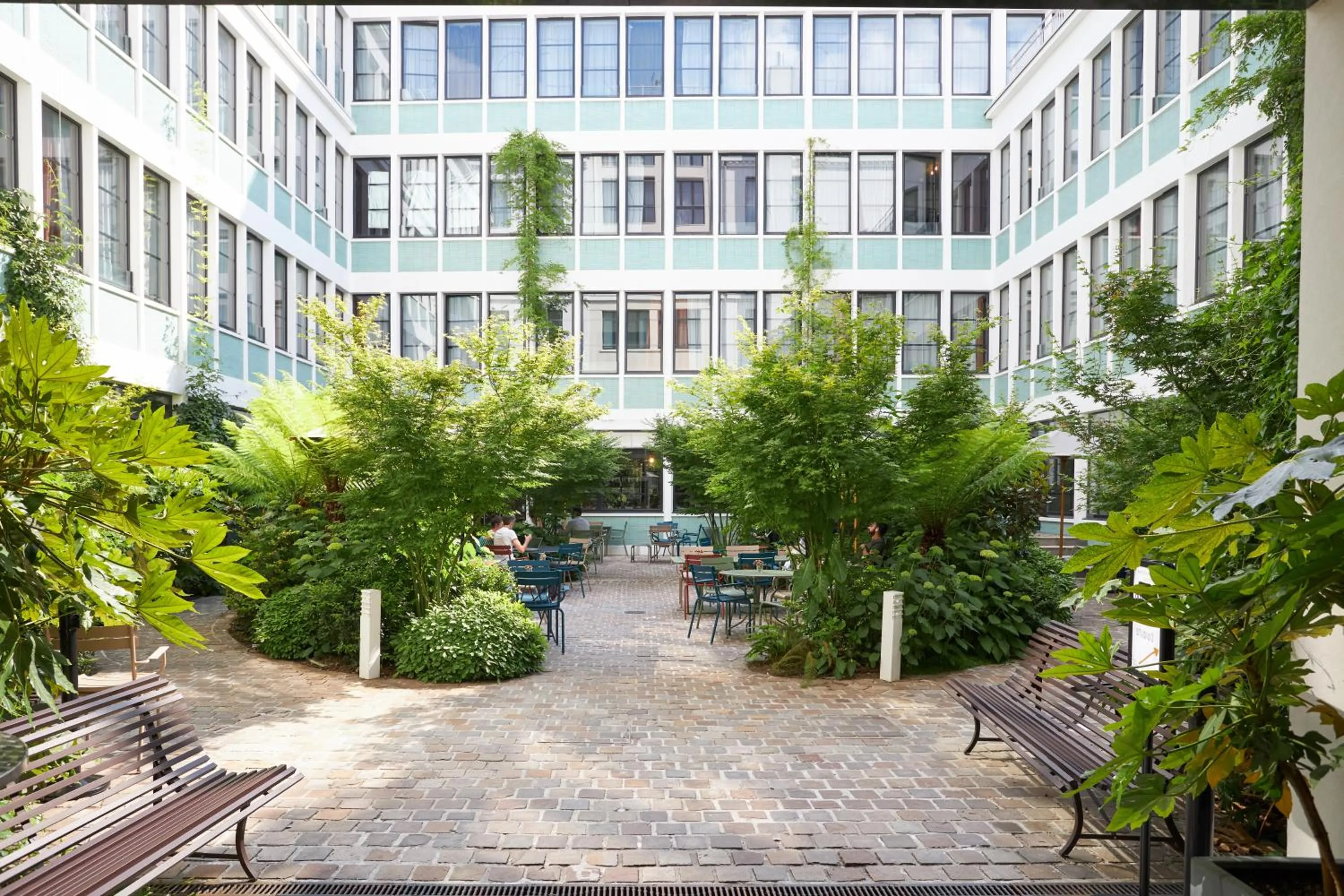 Garden in Le Grand Quartier