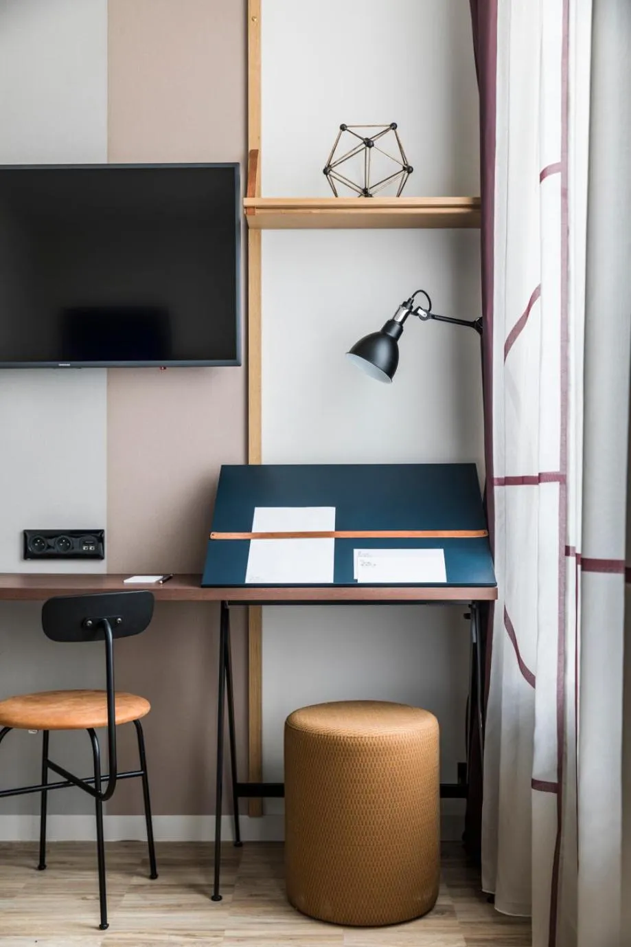Seating area in Le Grand Quartier