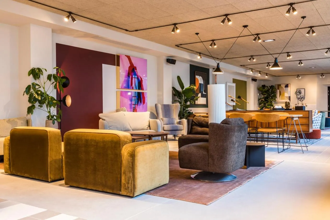 Seating area in Le Grand Quartier