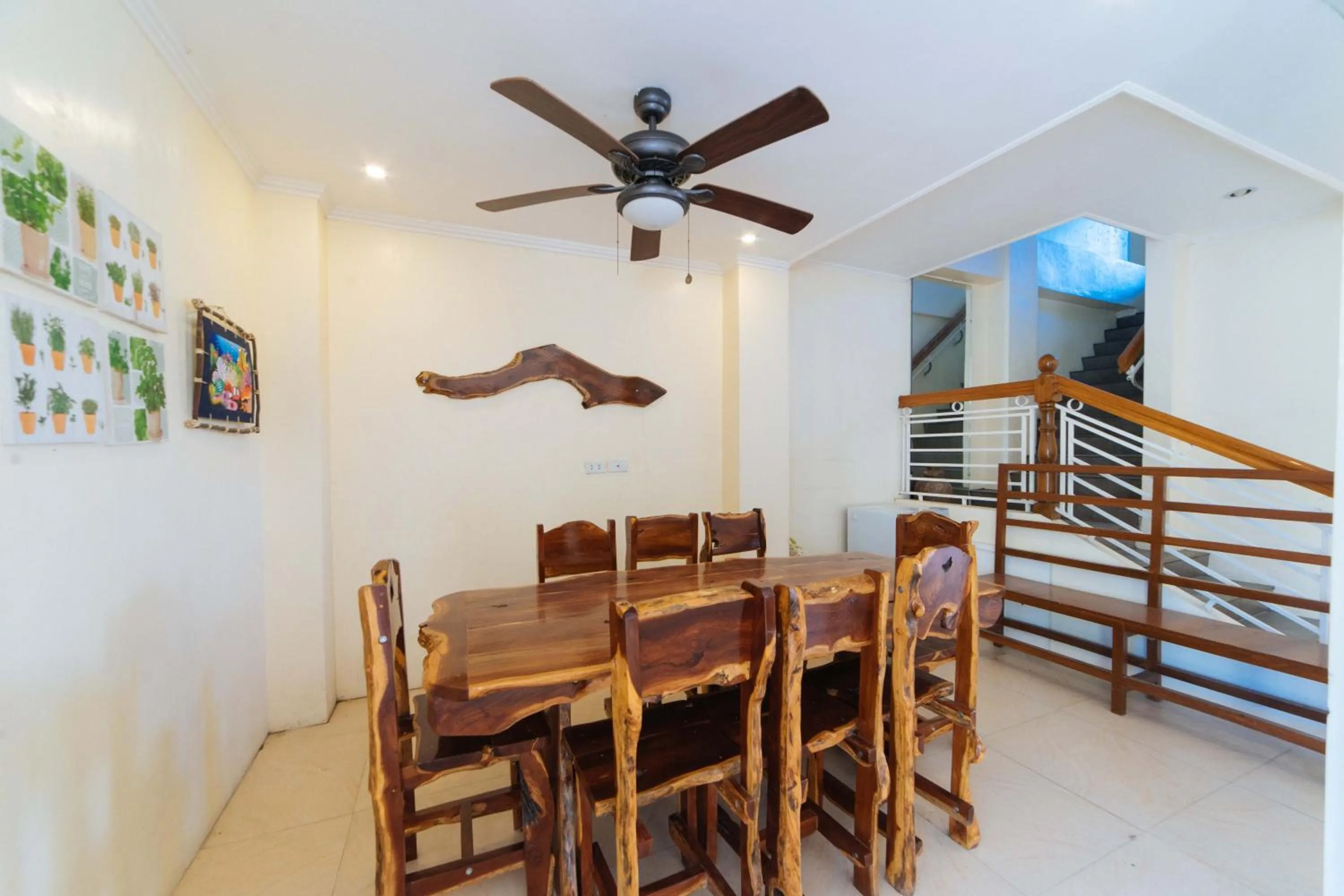 Lobby or reception in RedDoorz @ Old Buswang Road