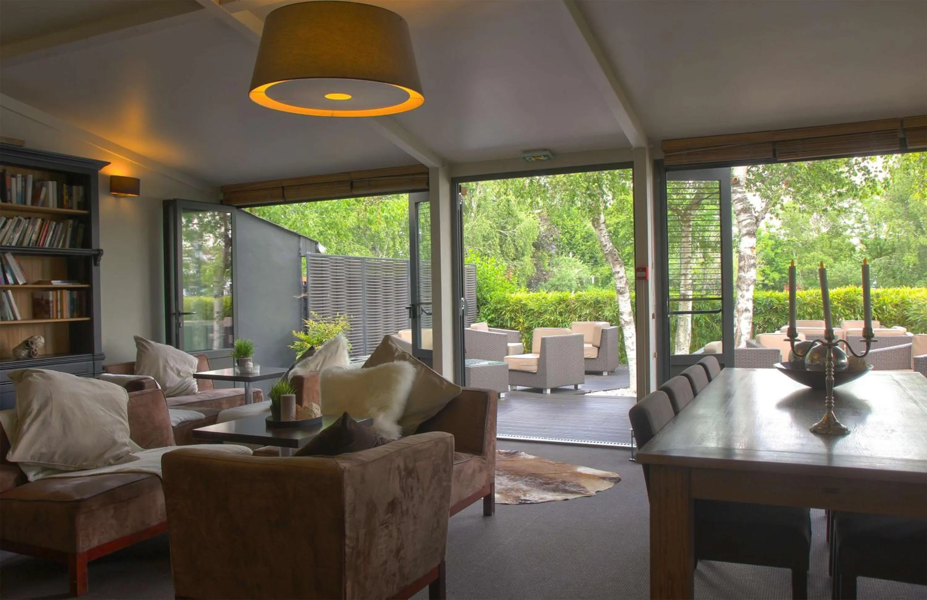 Lounge or bar in Best Western The Hotel Versailles