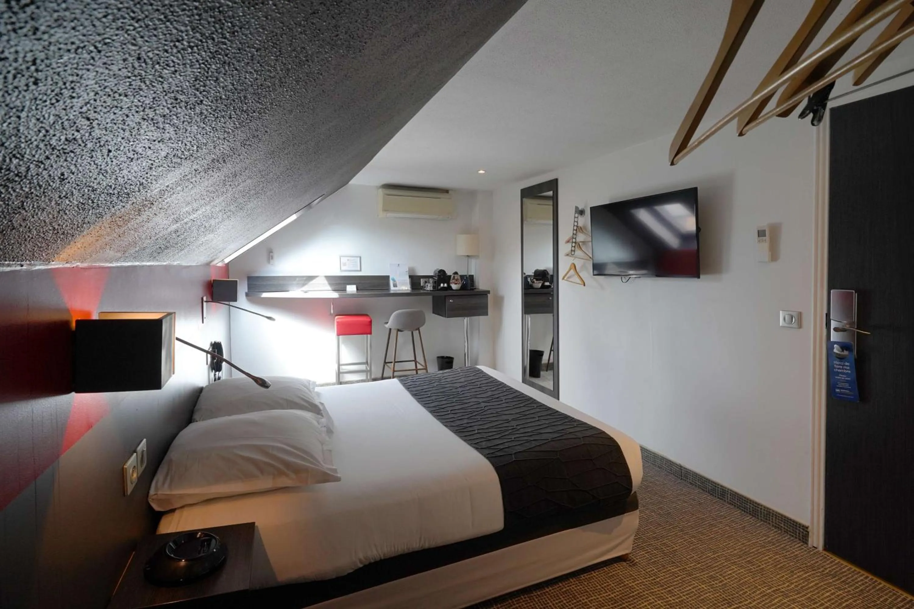 Bedroom, Bed in Best Western The Hotel Versailles