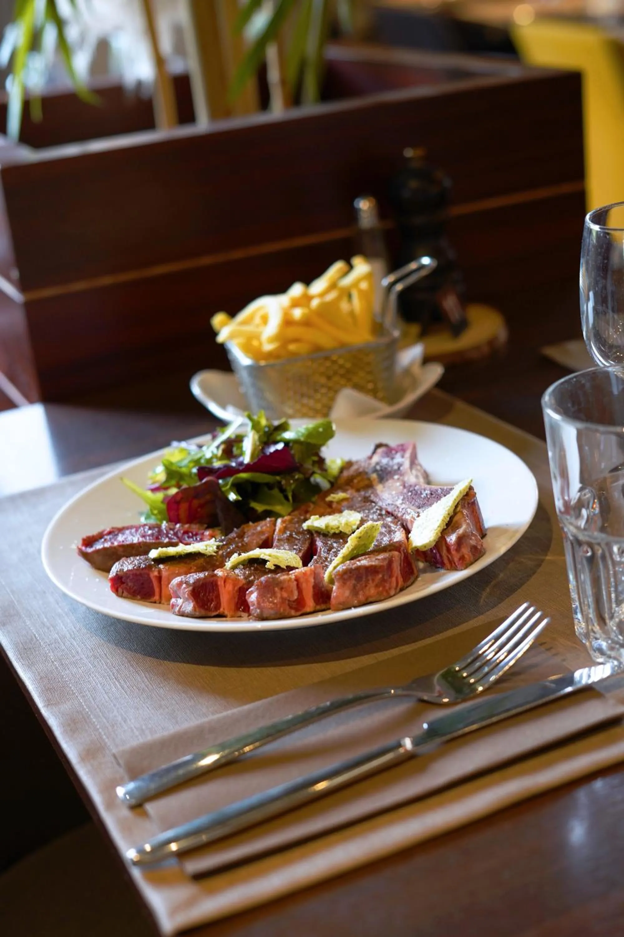 Food and drinks in Best Western The Hotel Versailles