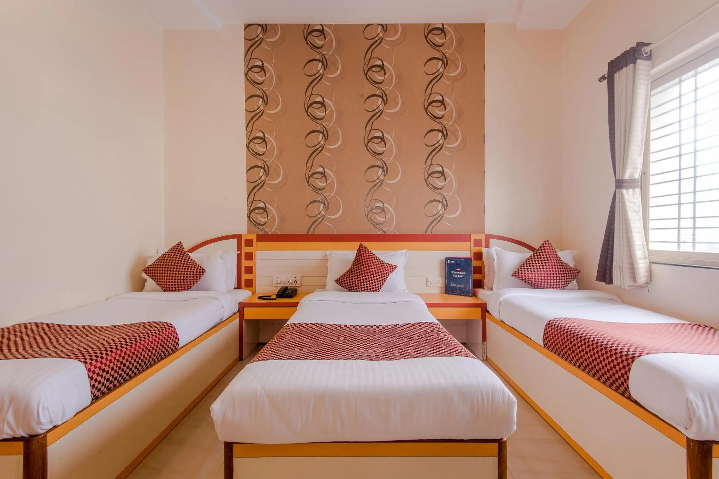 Bed in Hotel Sai Country Inn by Shantikamal