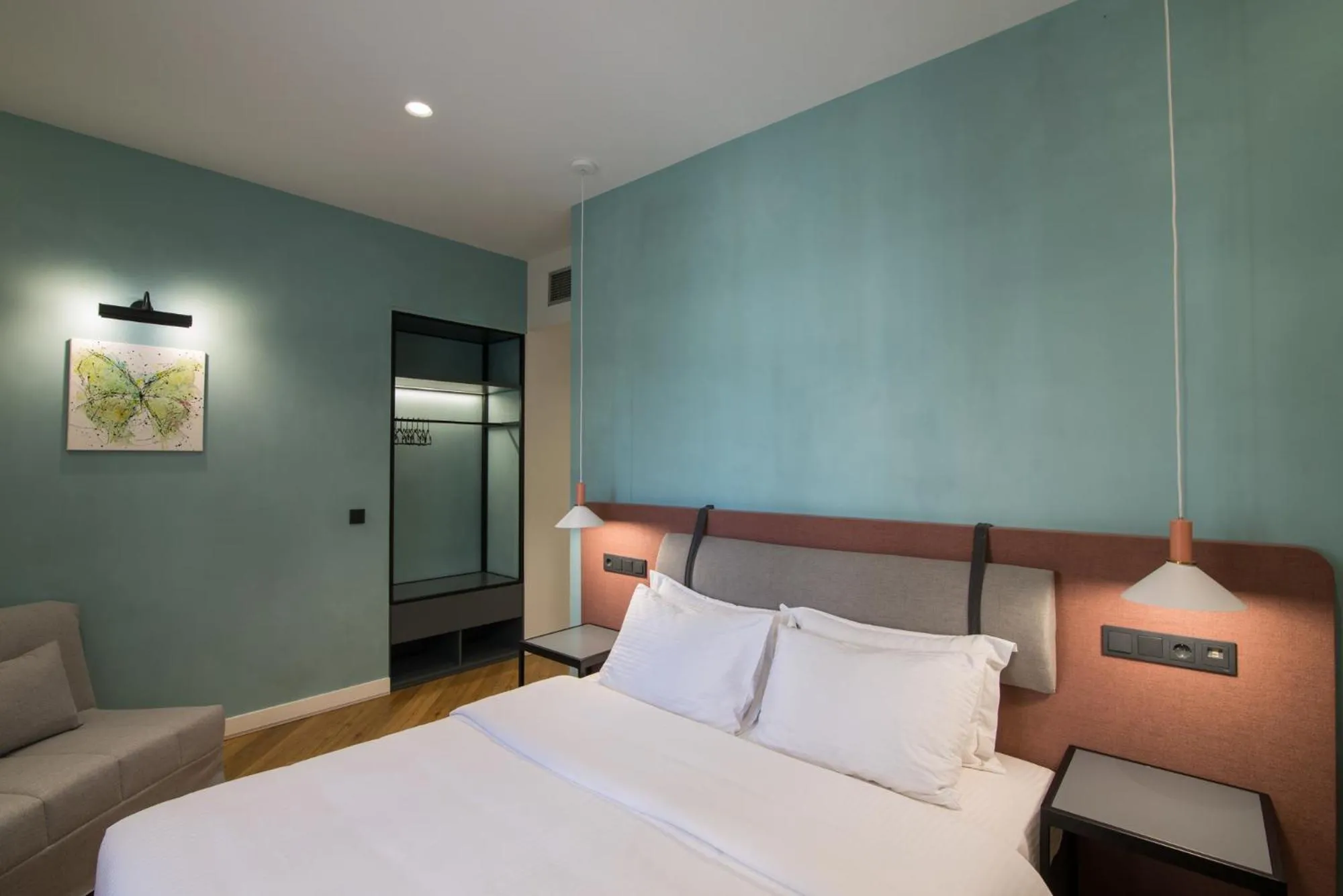 Bed in Ederlezi Zoubourlou Aparthotel