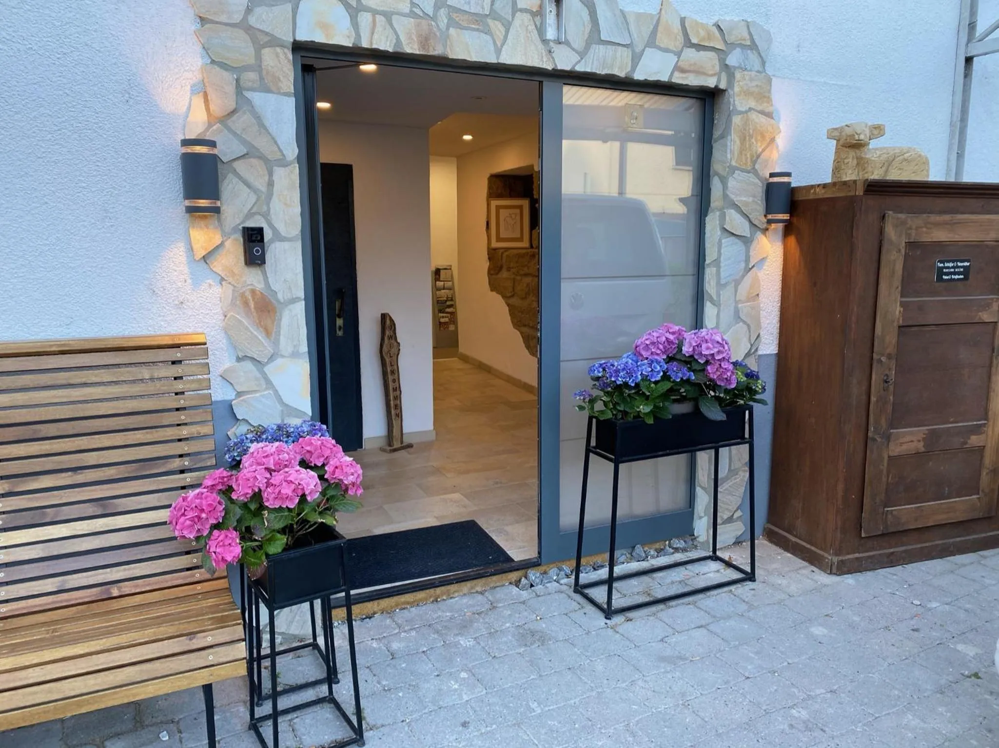 Facade/entrance in Sali Homes - GaesteHaus Lamm Obersulm