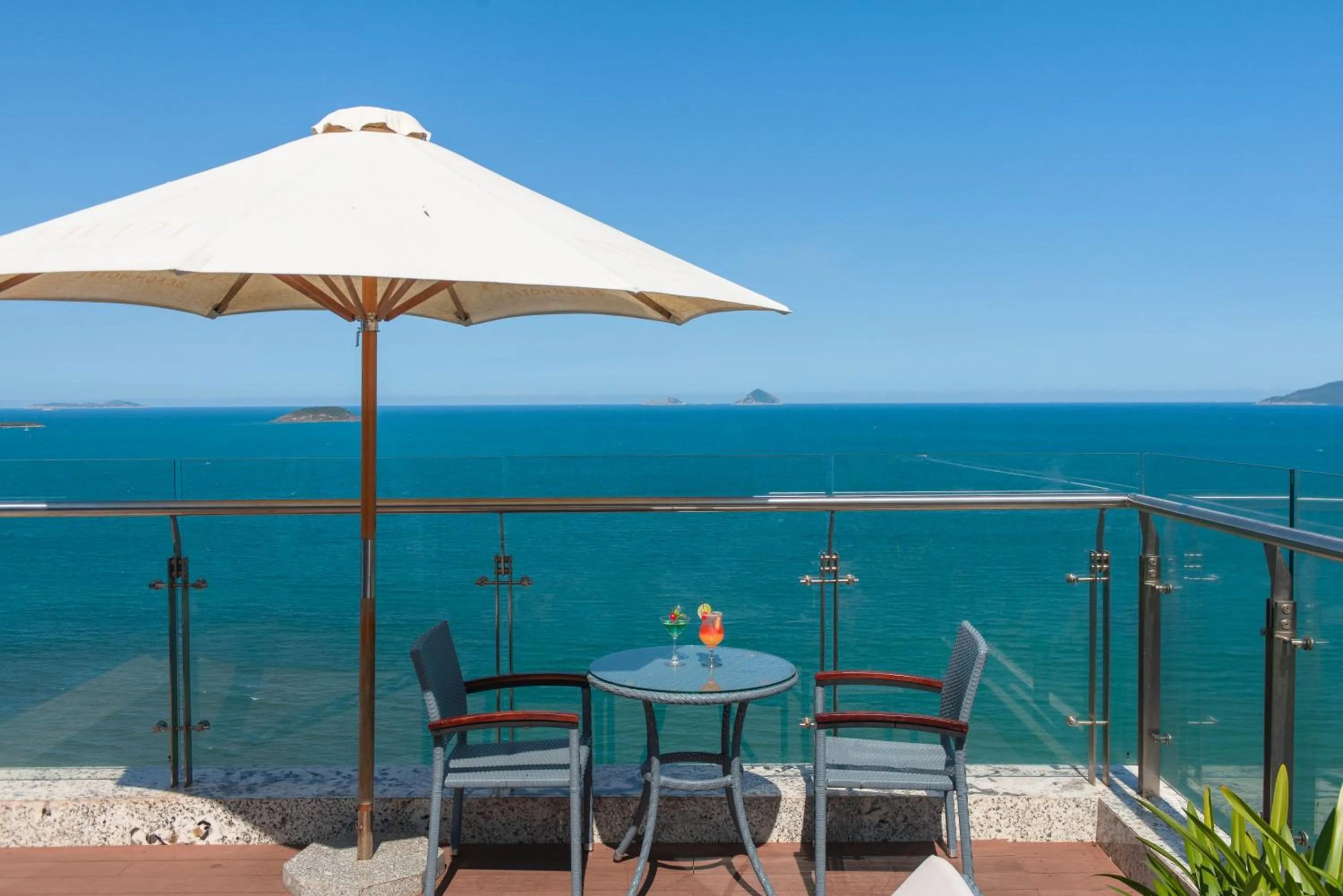 Swimming pool in Navada Beach Hotel