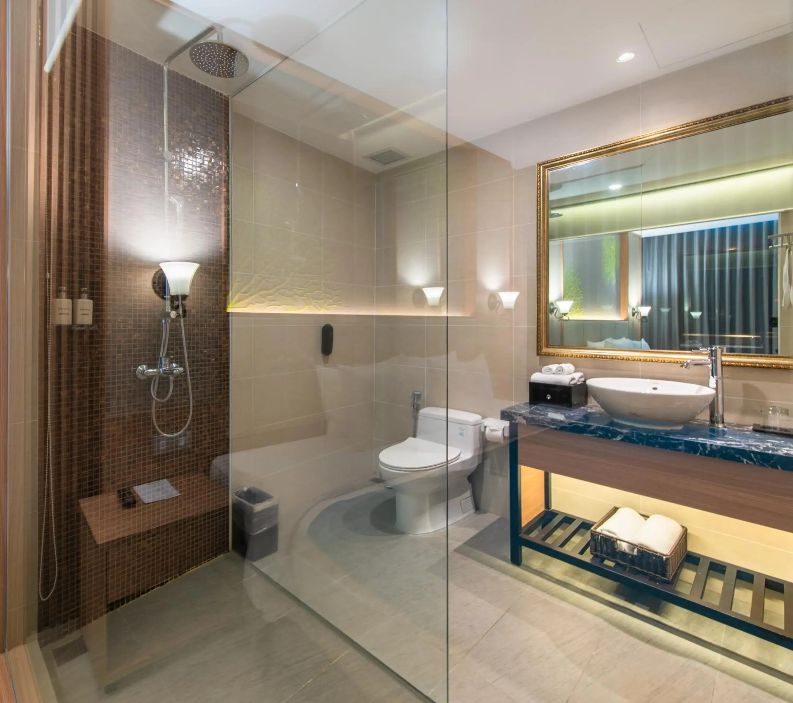 Superior Triple Room with City View in Navada Beach Hotel Superior Triple Room with City View in Navada Beach Hotel