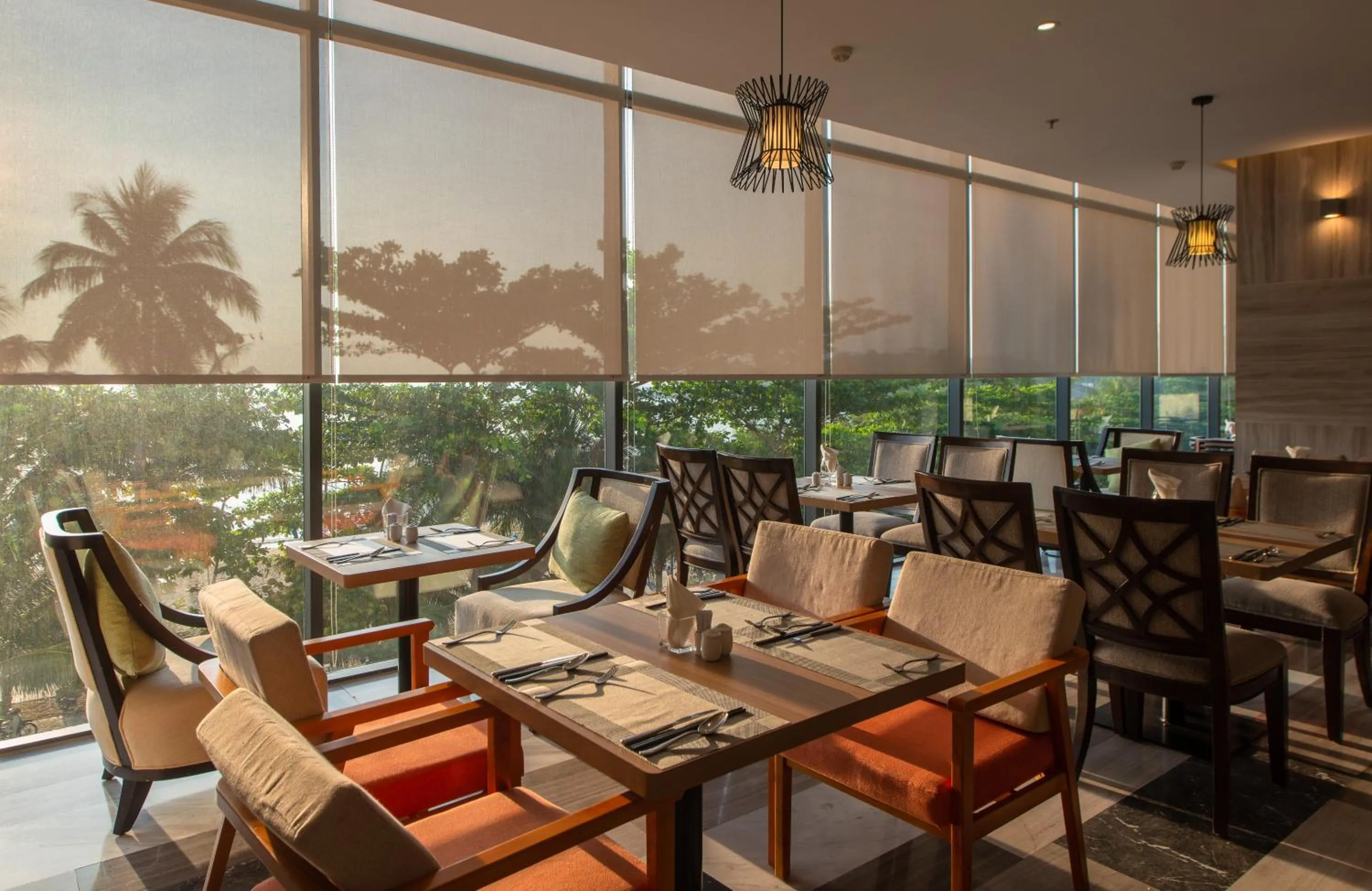 Restaurant/places to eat in Navada Beach Hotel