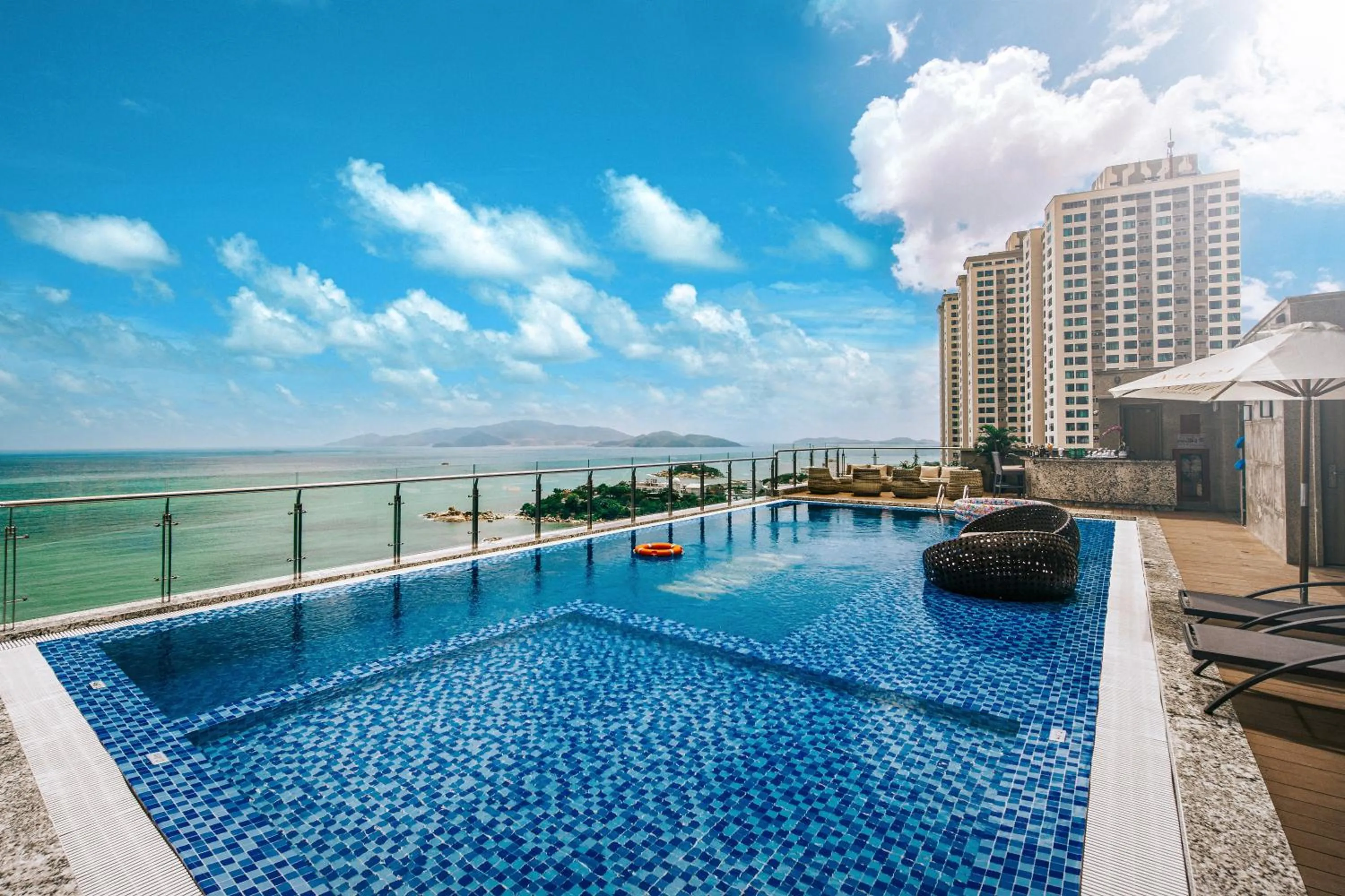 Swimming pool in Navada Beach Hotel