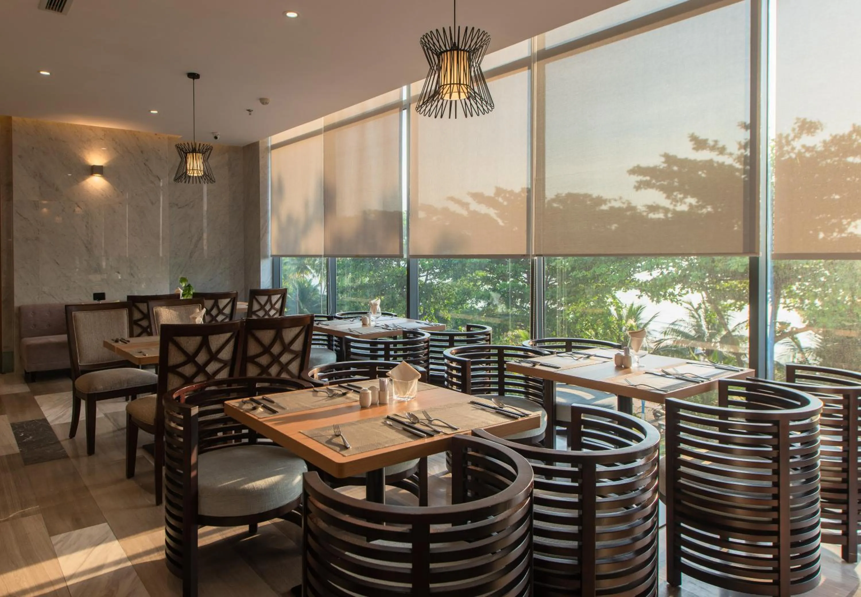 Restaurant/places to eat in Navada Beach Hotel