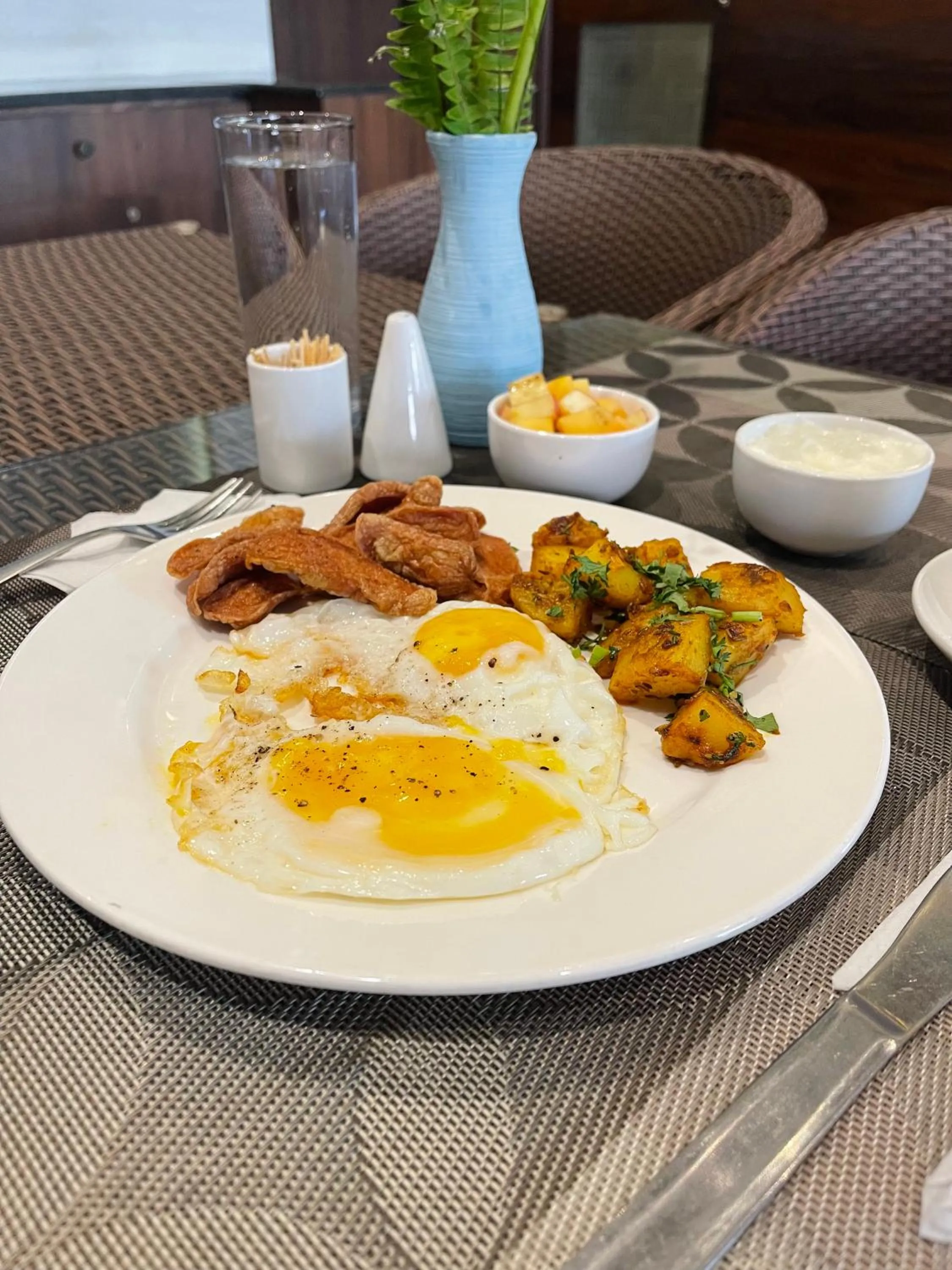 Ganapati Airport Hotel