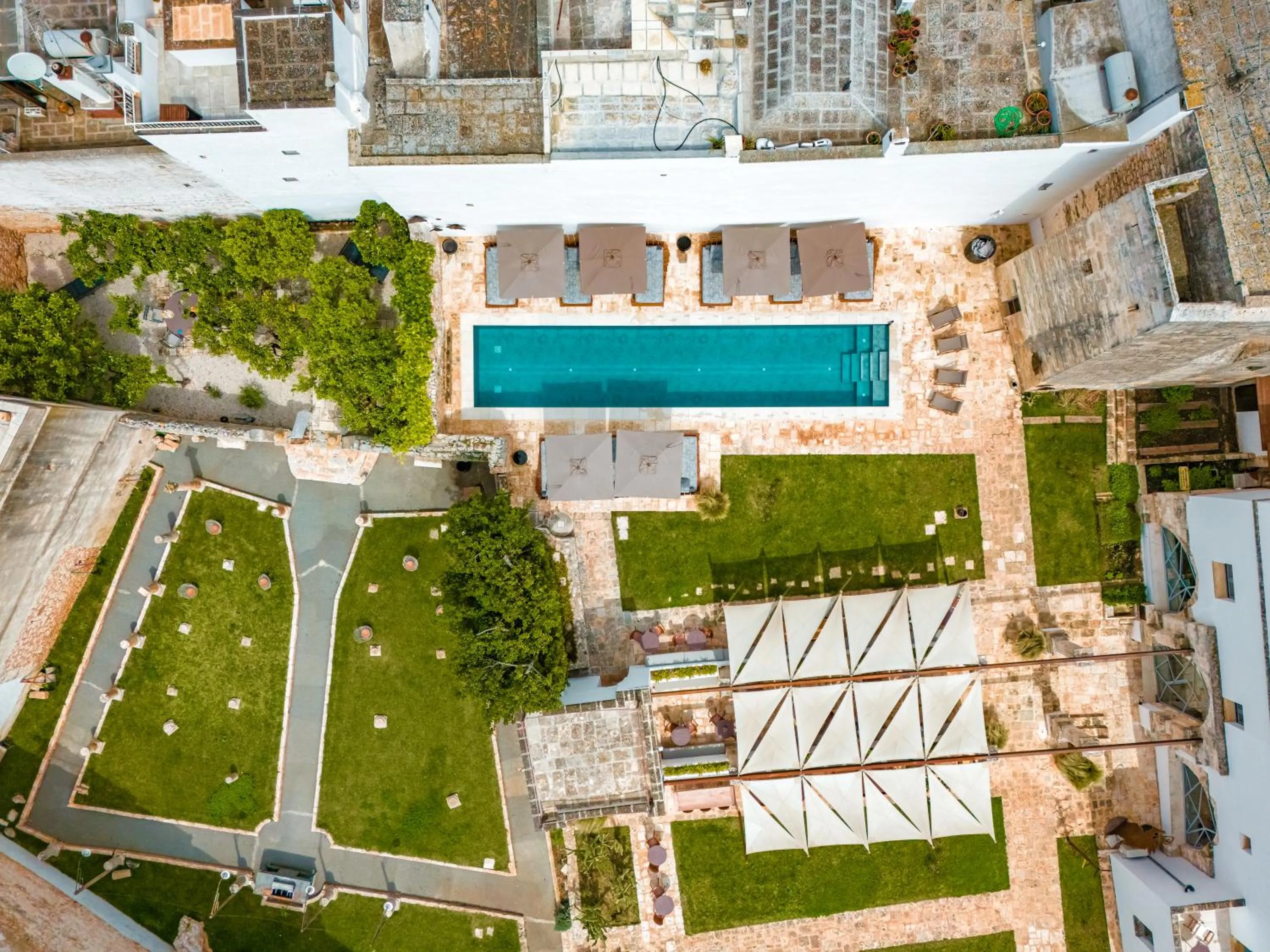 Property building in Paragon 700 Boutique Hotel & SPA