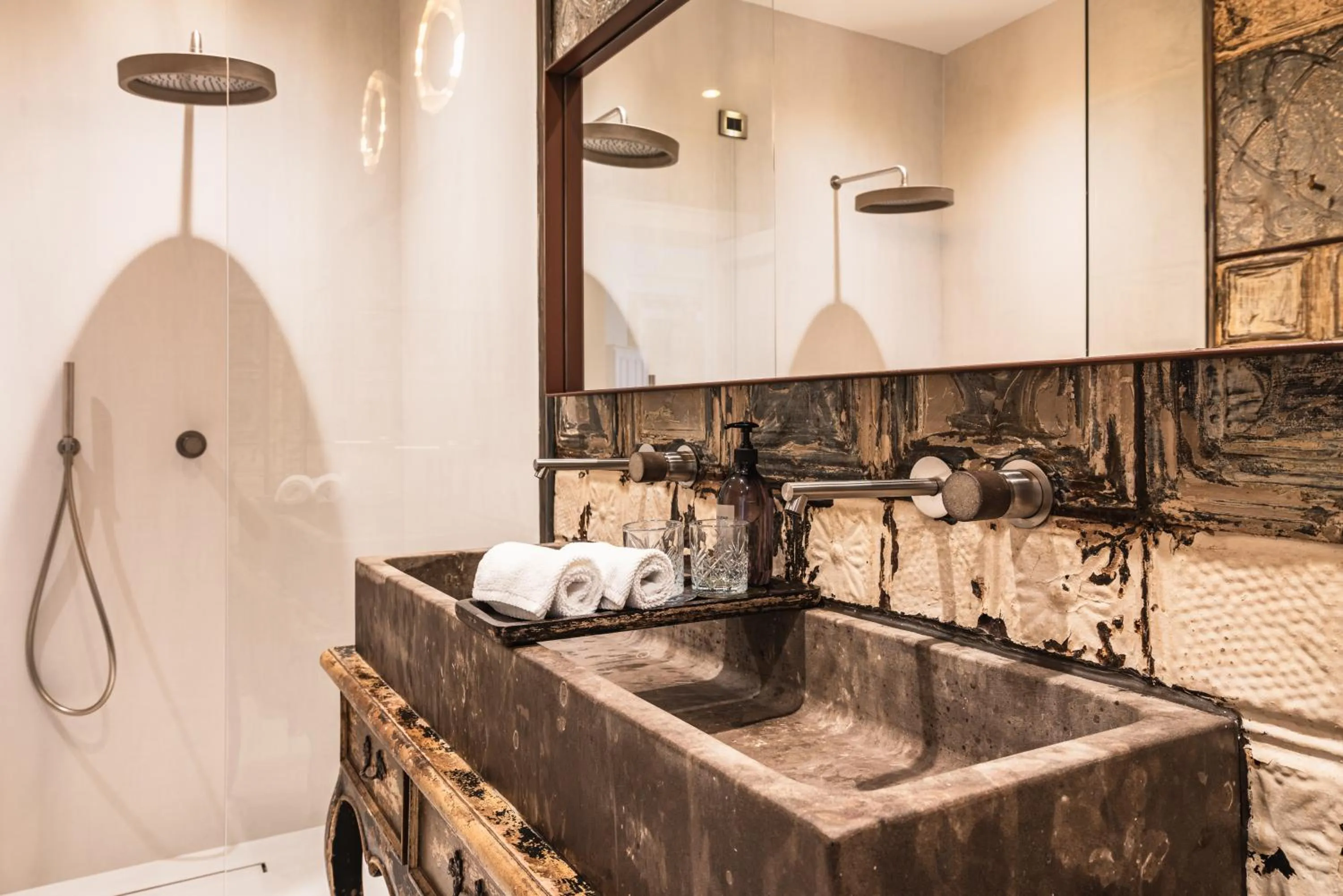 Paragon 700 Boutique Hotel & SPA