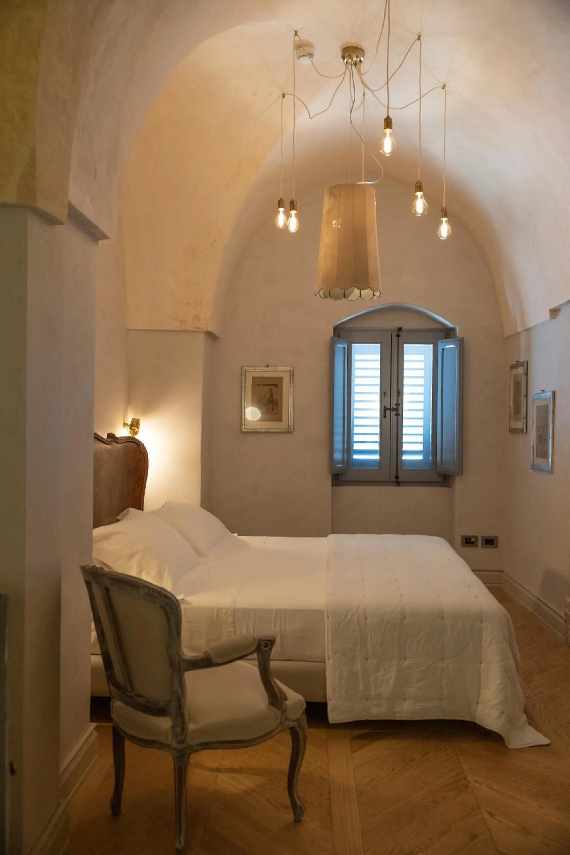 Bed in Paragon 700 Boutique Hotel & SPA