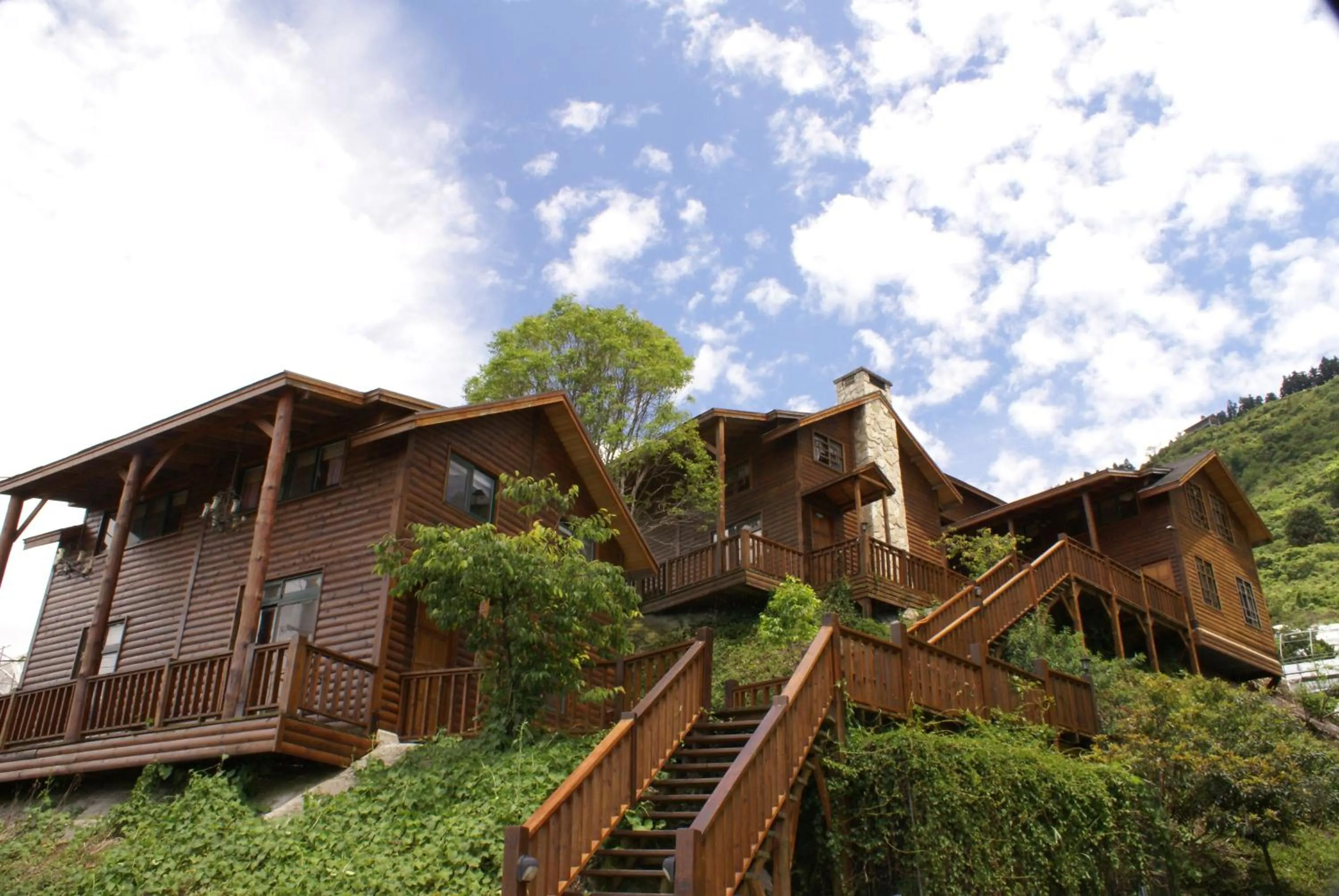 Property building in Cloud Falls Resort