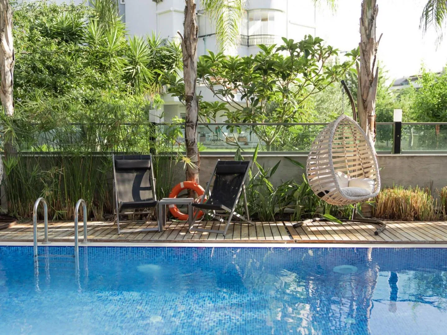 Swimming pool in Laren Sea Side Hotel Spa