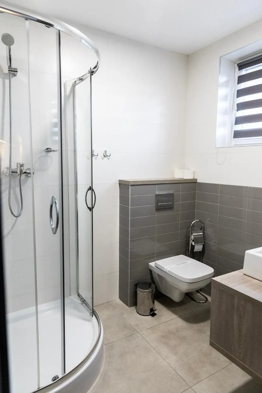 Shower in Jurajski Kryształ