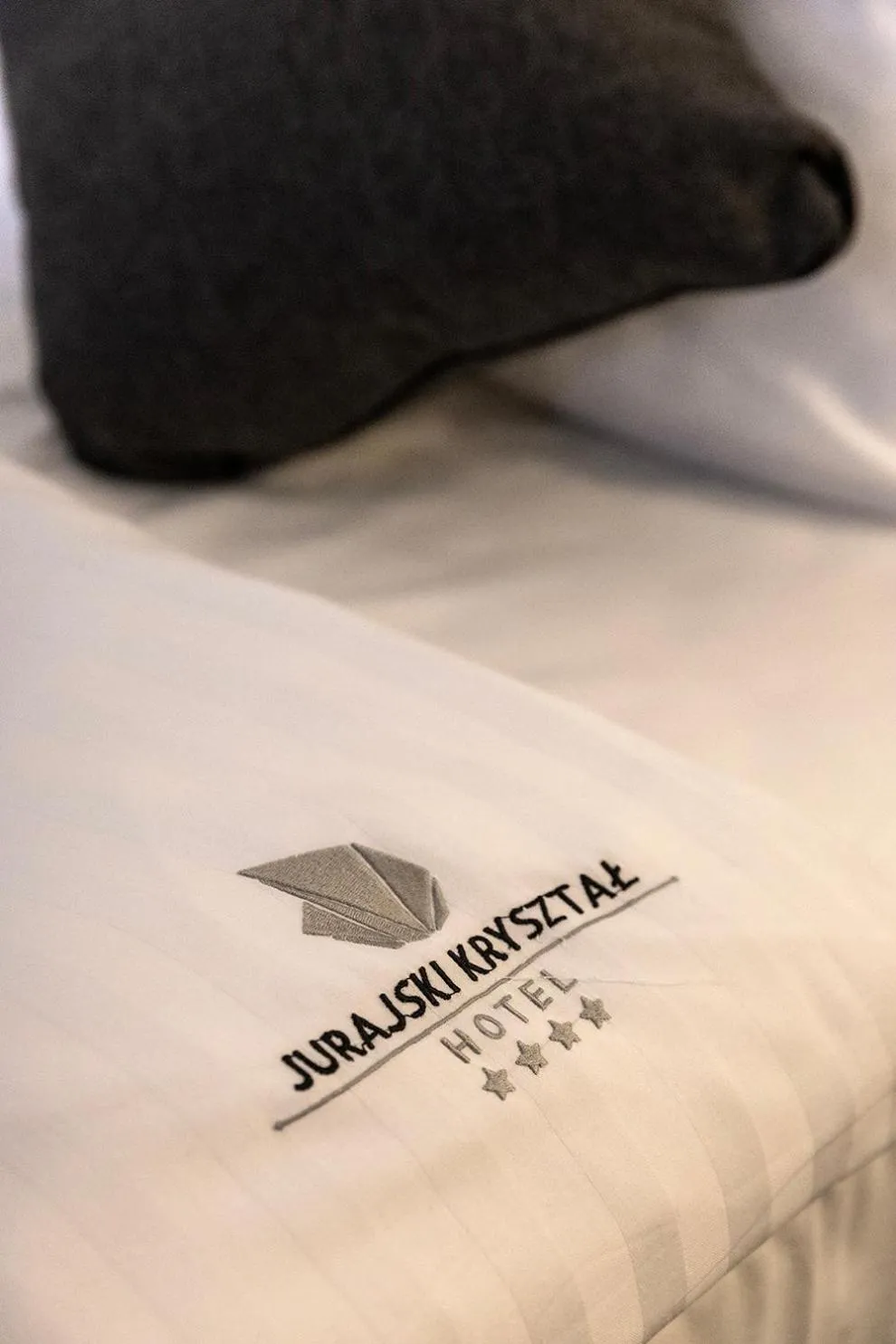 Bed in Jurajski Kryształ