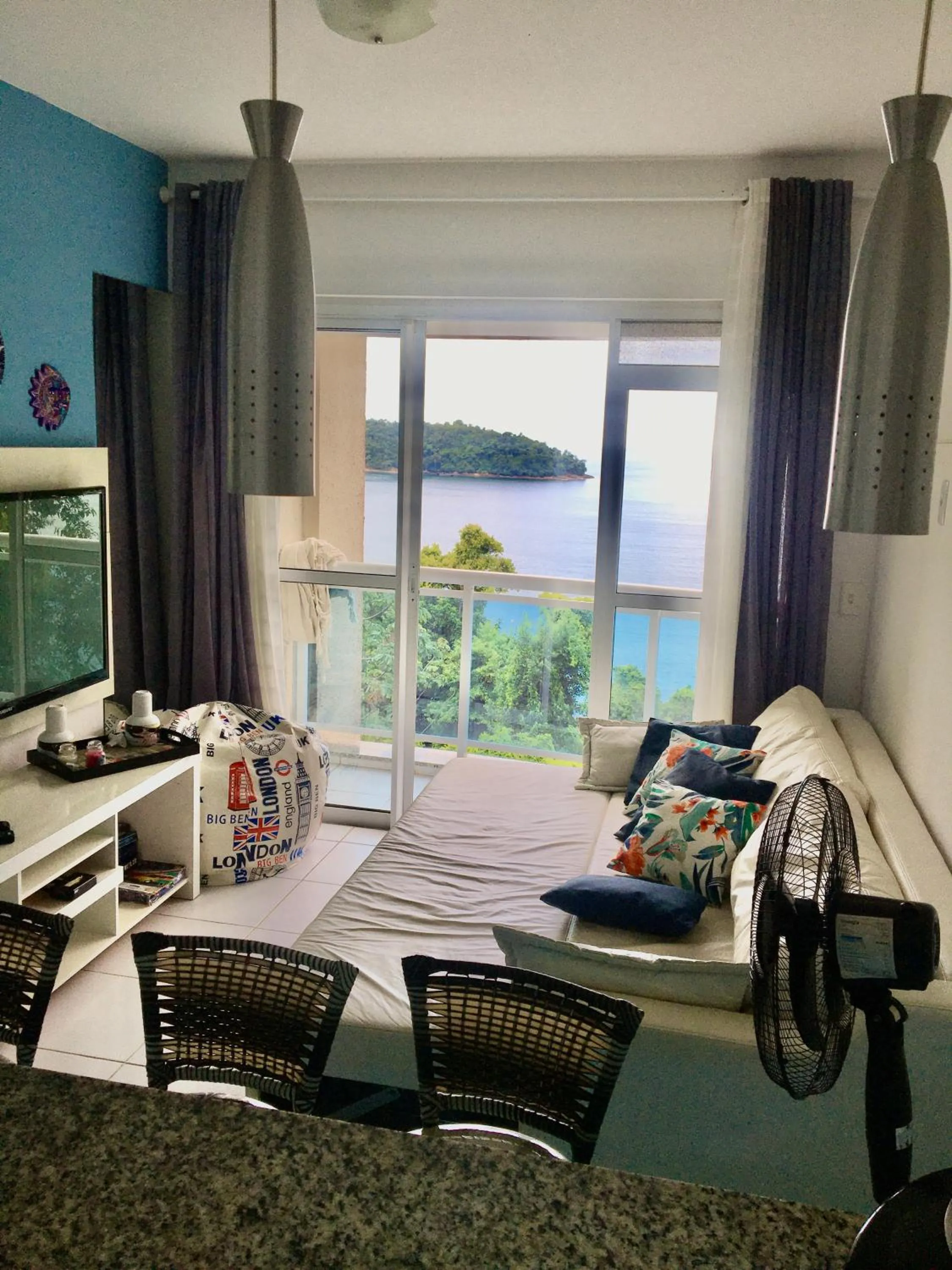 Living room in Mangaratiba Porto Real Suíte