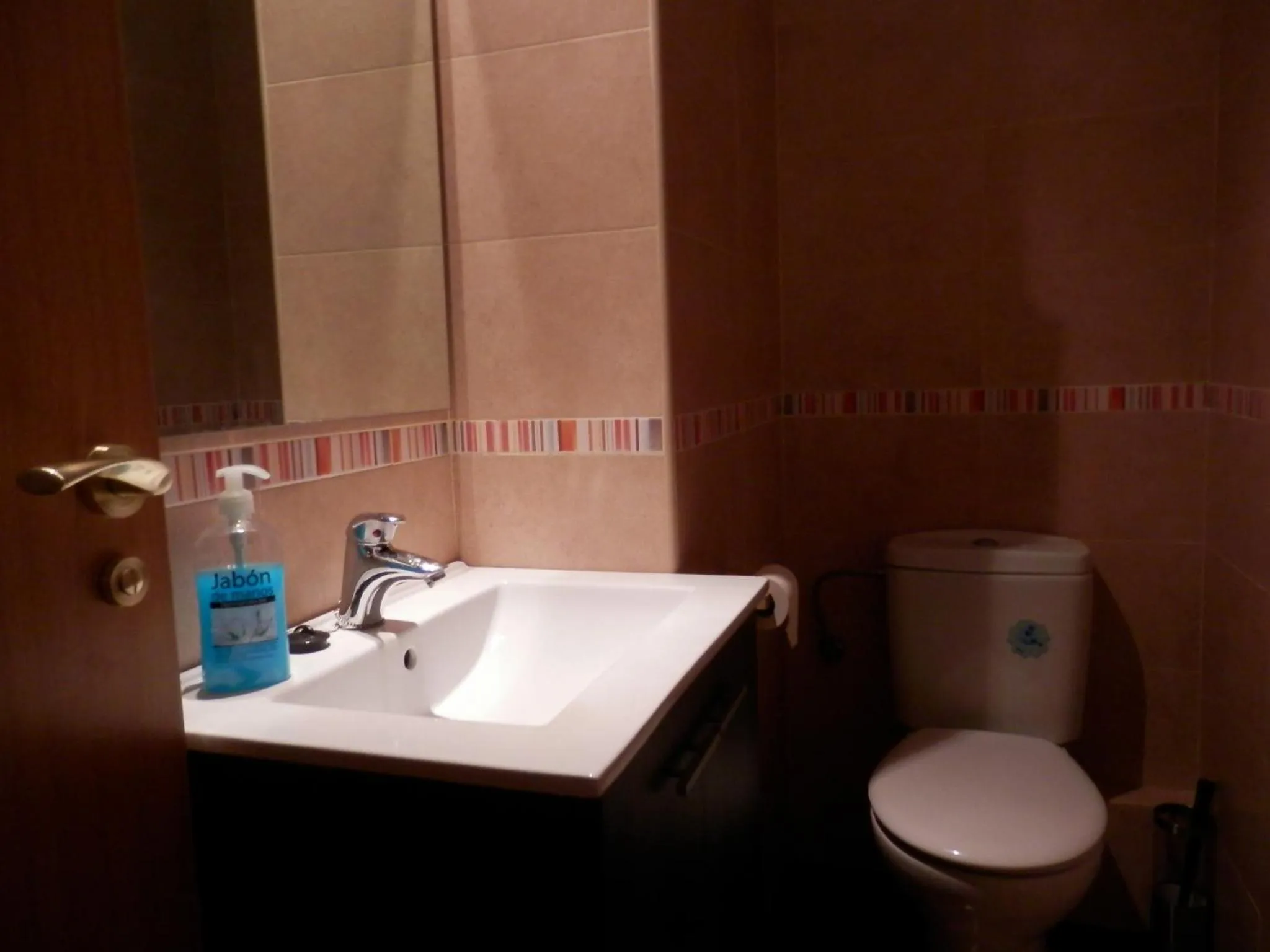 Bathroom in Barcelona Central Garden Hostal