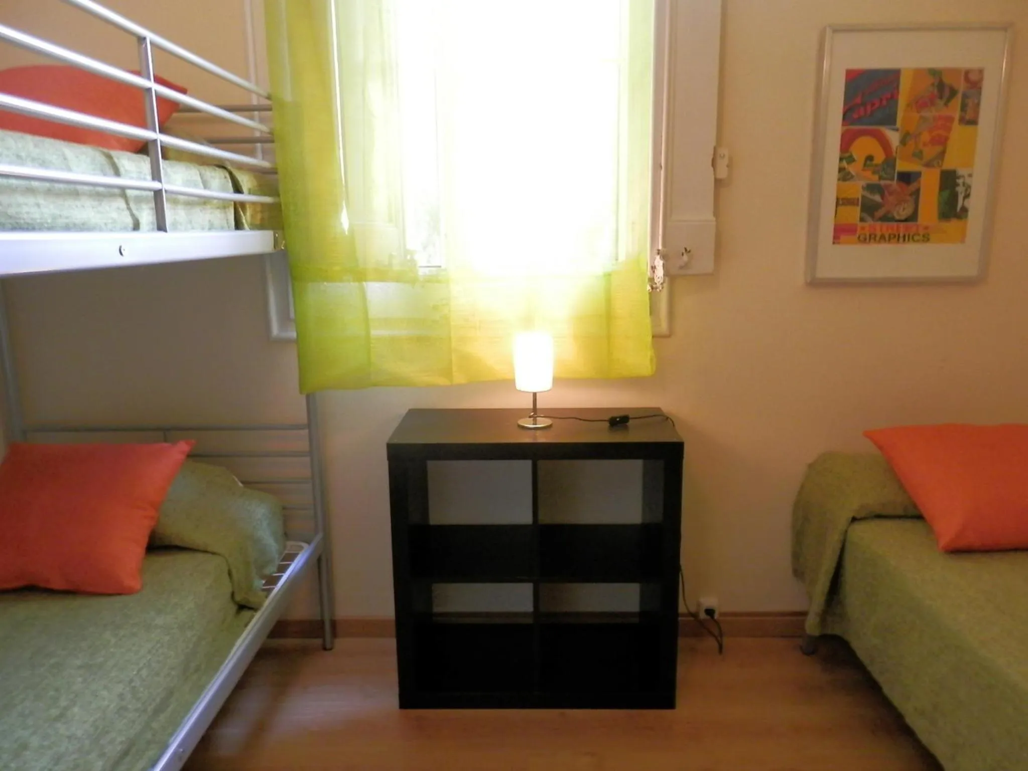 bunk bed in Barcelona Central Garden Hostal