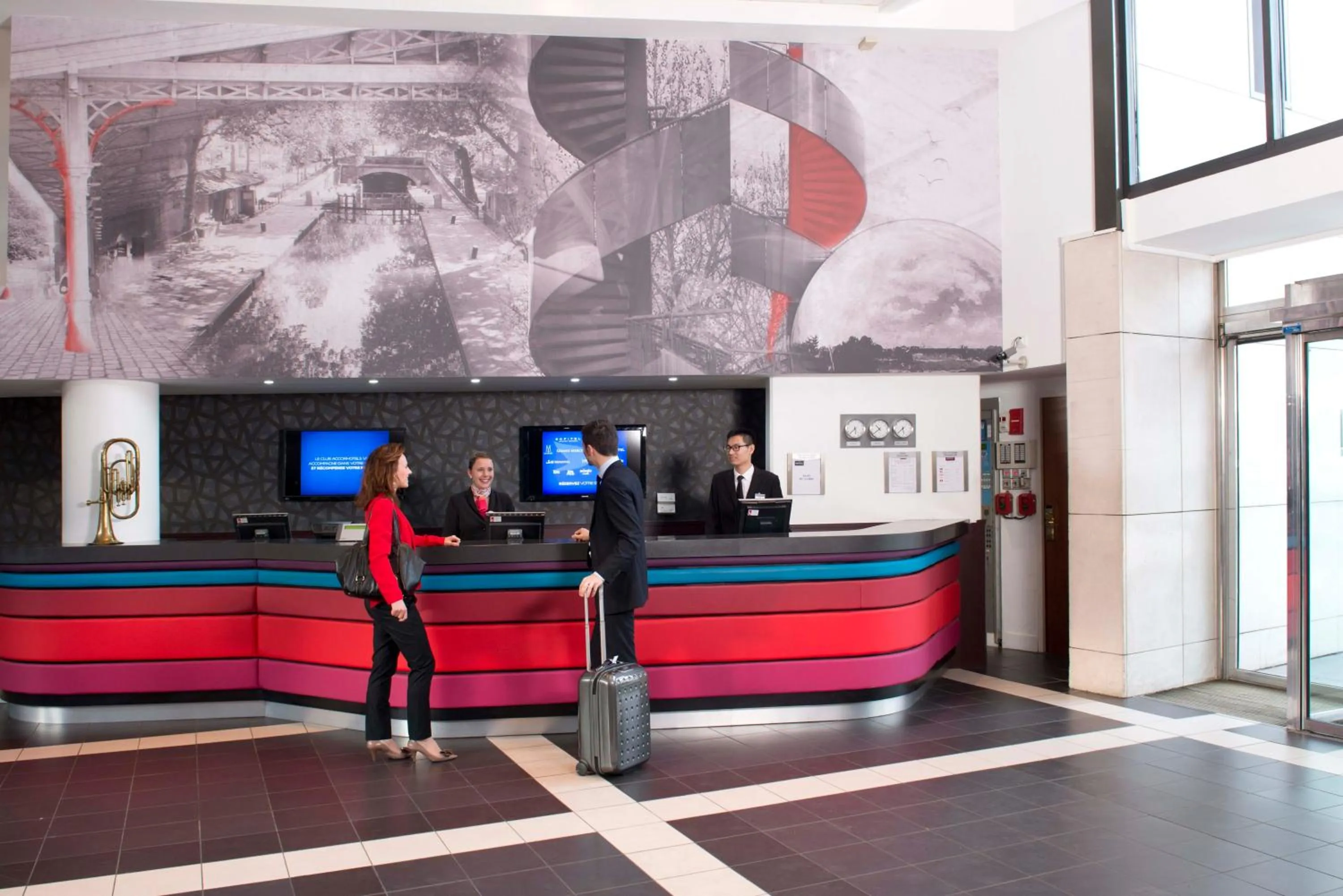 Facade/entrance in Mercure Paris 19 Philharmonie La Villette
