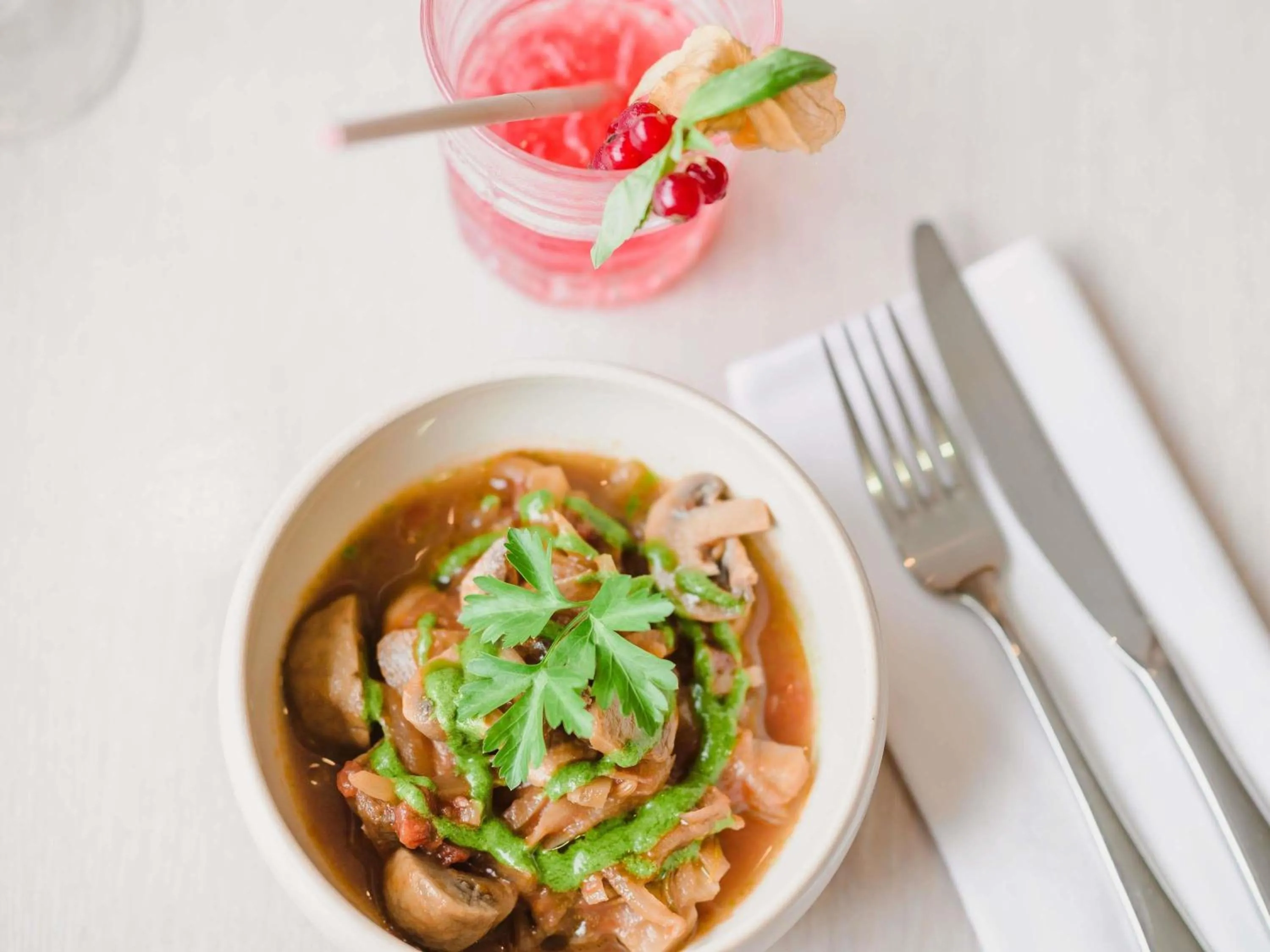 Restaurant/places to eat in Mercure Annecy Sud